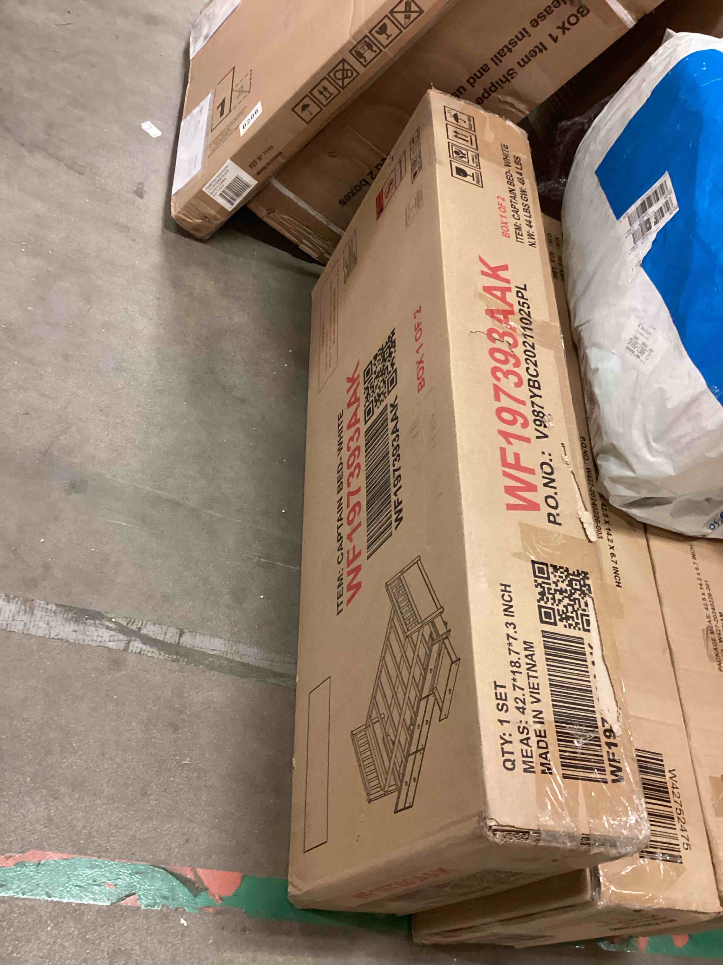 https://s3.amazonaws.com/lotting-images-prod/bidfta/GRA1664284_1745347374673.jpeg
