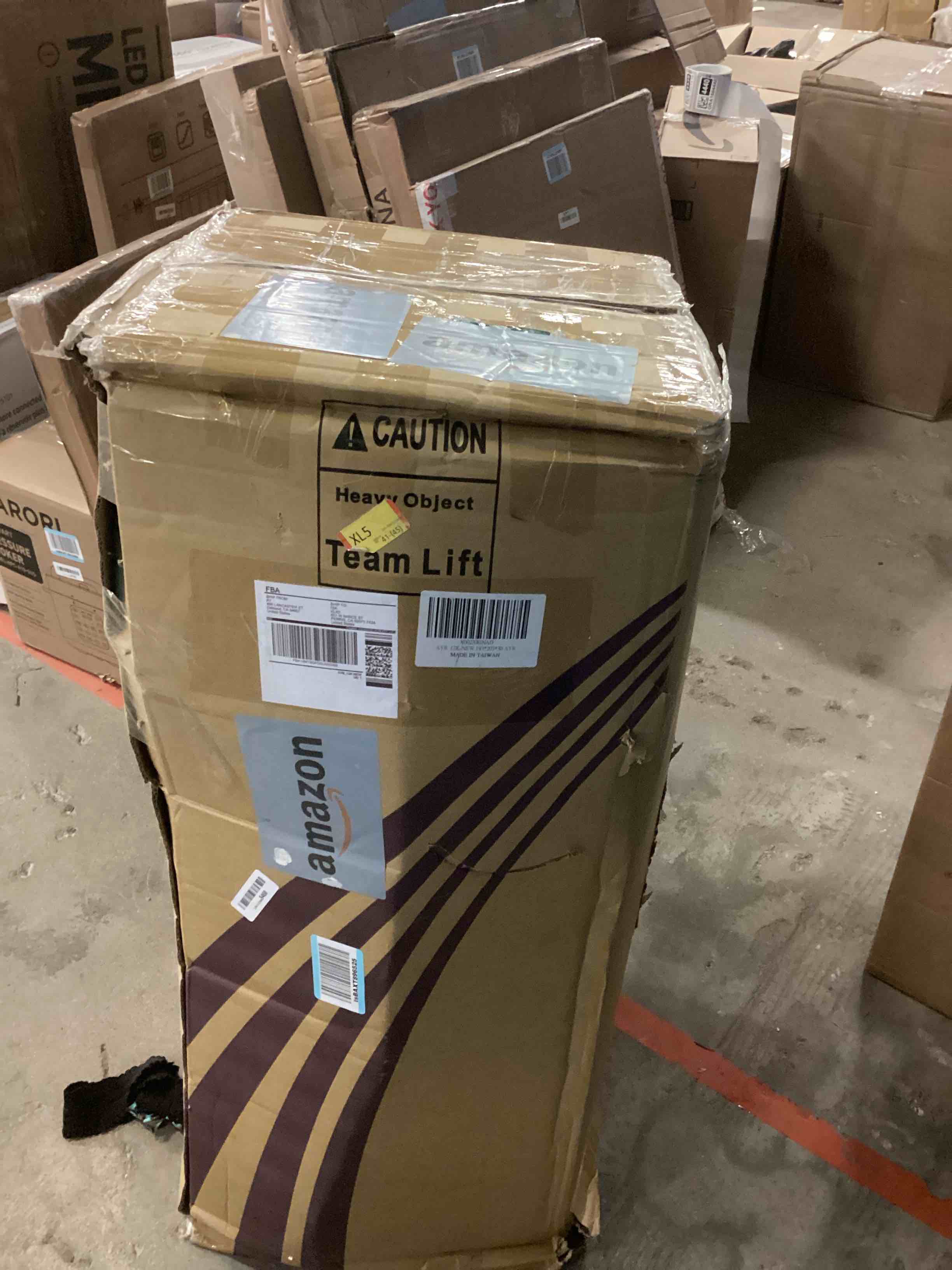 https://s3.amazonaws.com/lotting-images-prod/bidfta/GRA1664440_1745509794805.jpeg