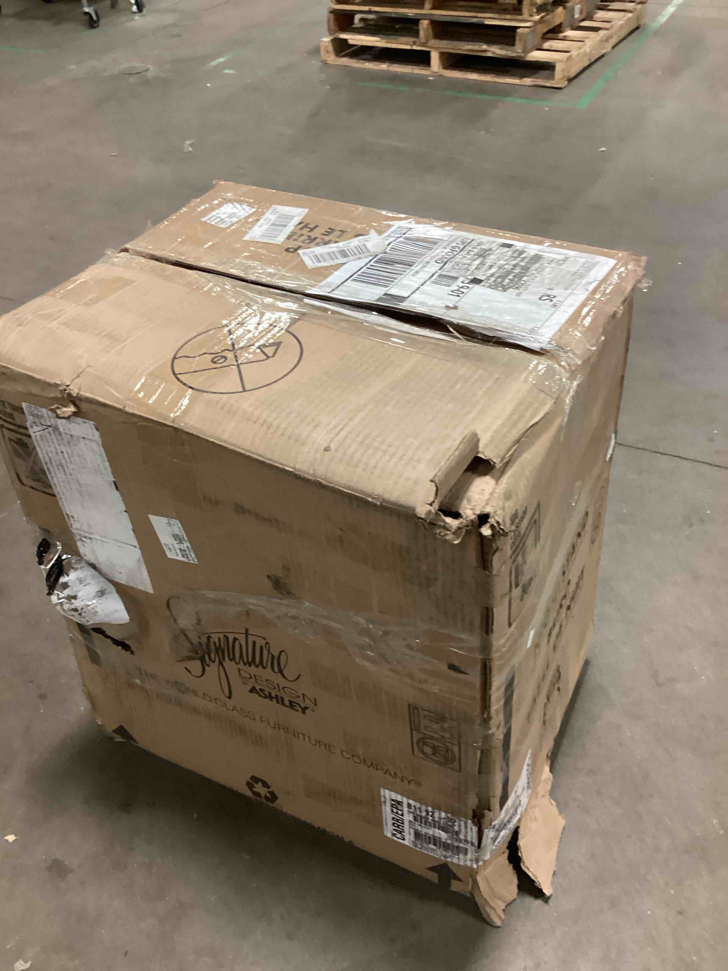https://s3.amazonaws.com/lotting-images-prod/bidfta/GRA1665003_1746626094718.jpeg