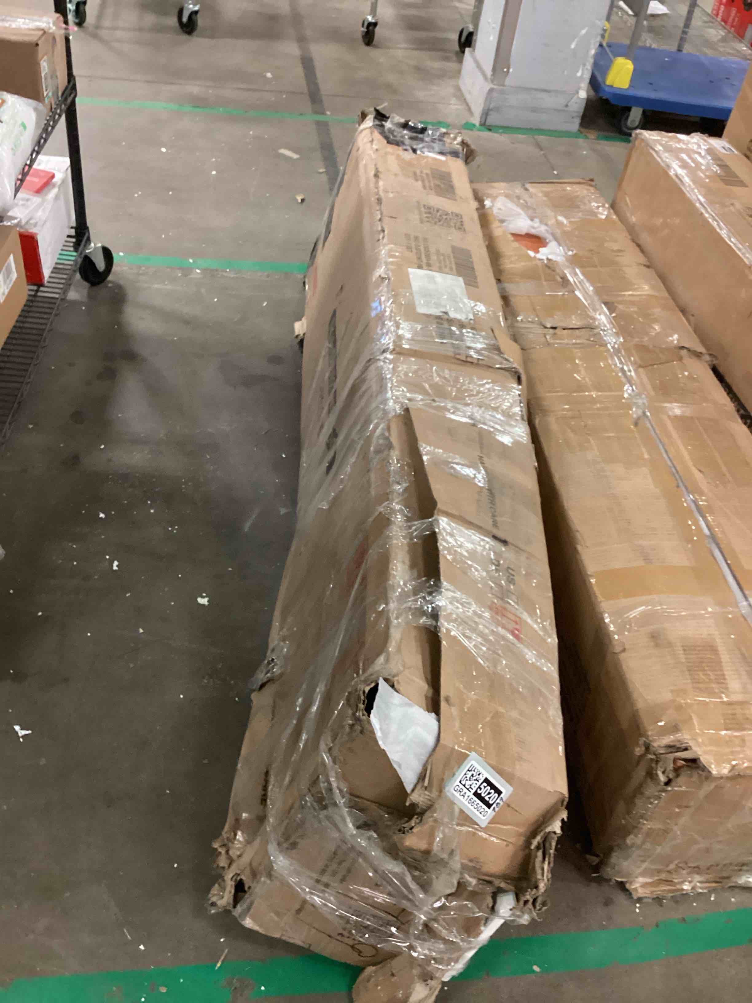 https://s3.amazonaws.com/lotting-images-prod/bidfta/GRA1665020_1746563532454.jpeg