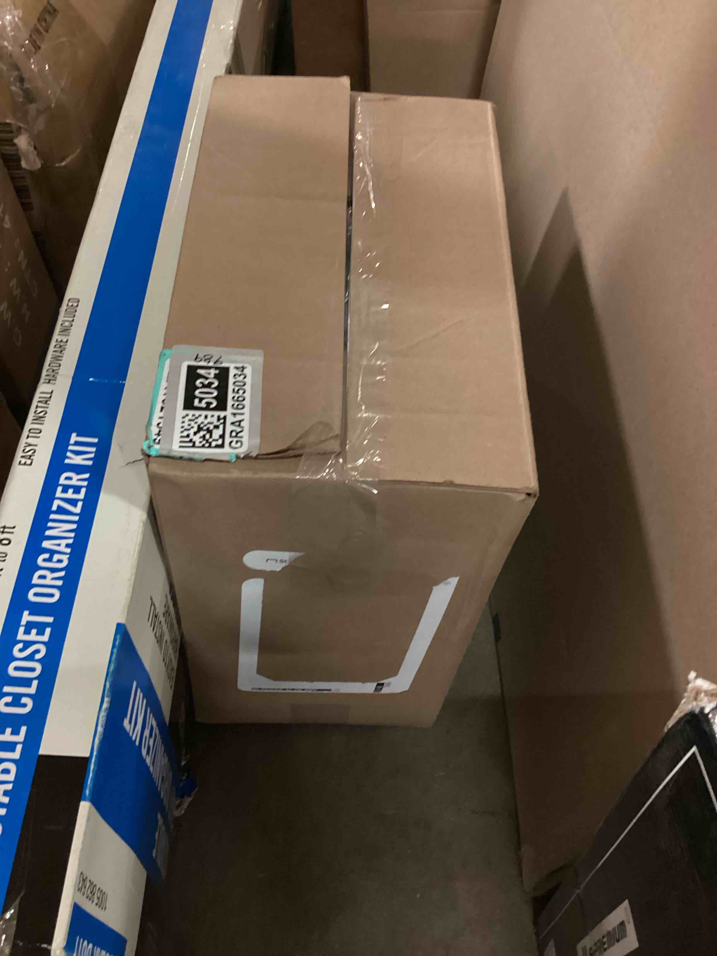 https://s3.amazonaws.com/lotting-images-prod/bidfta/GRA1665034_1746560418959.jpeg