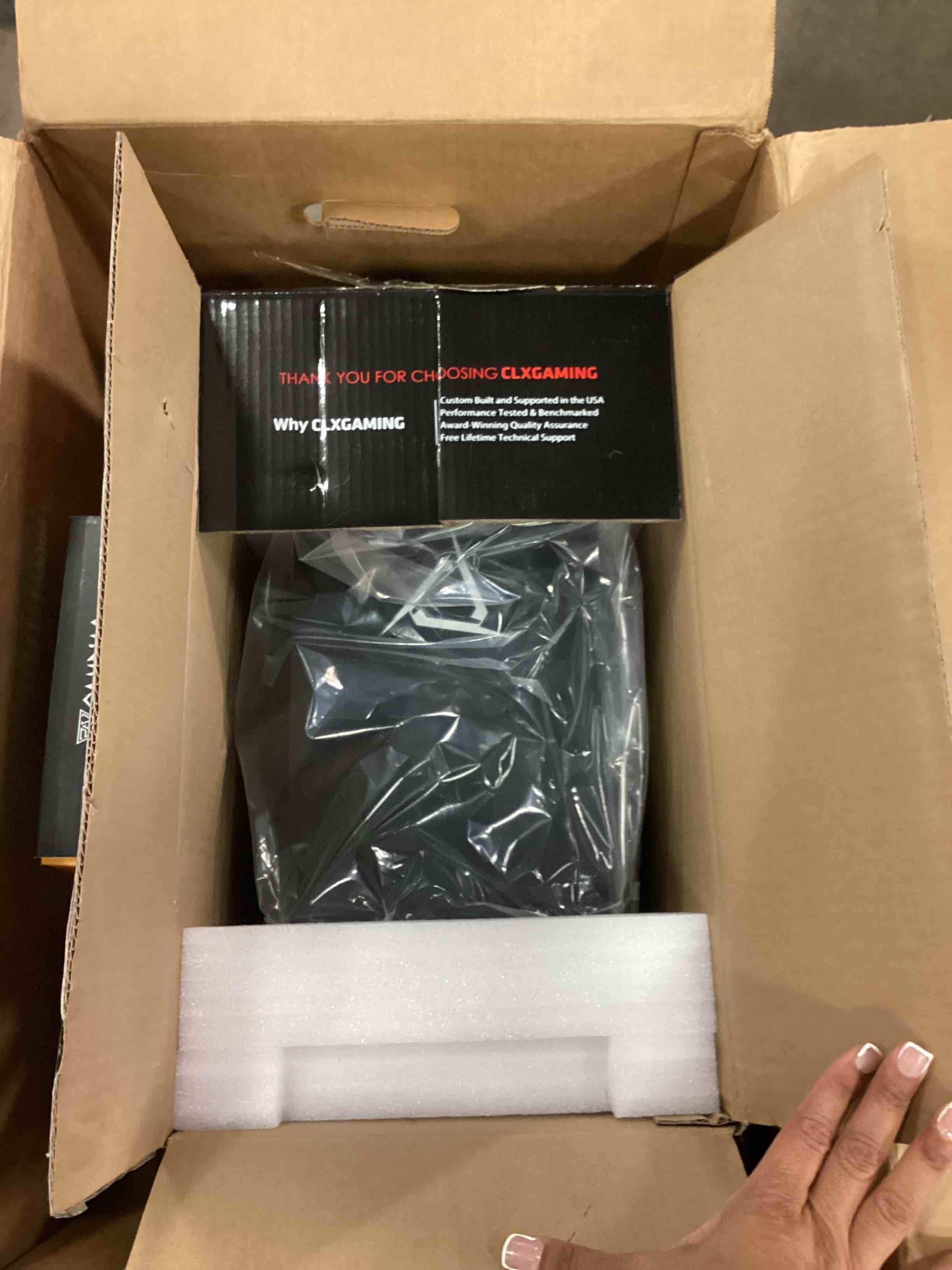 https://s3.amazonaws.com/lotting-images-prod/bidfta/GRA1665039_1746636812350.jpeg