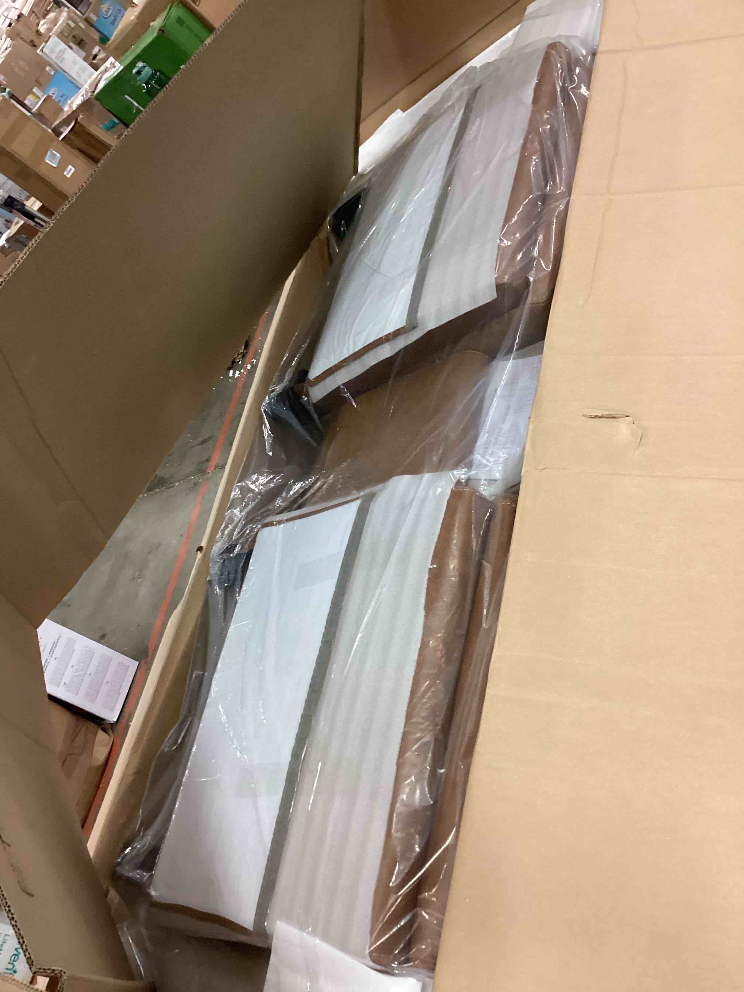 https://s3.amazonaws.com/lotting-images-prod/bidfta/GRA1665051_1746640638016.jpeg