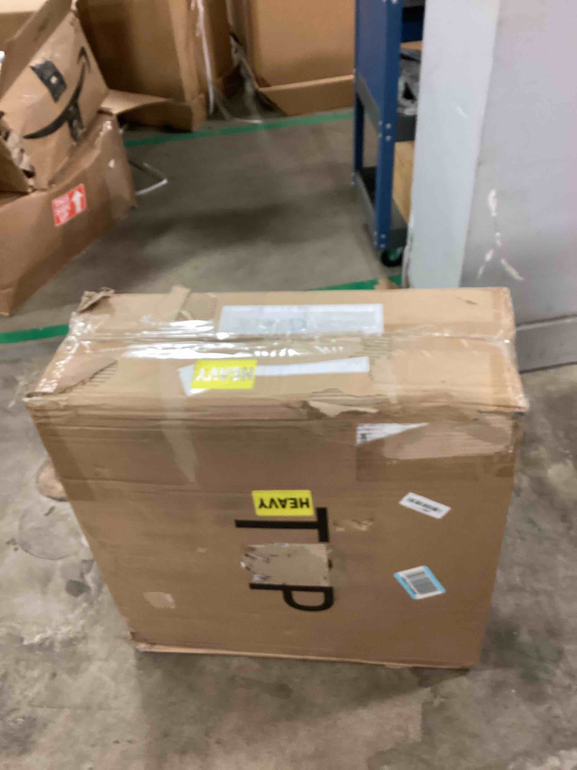 https://s3.amazonaws.com/lotting-images-prod/bidfta/GRA1665462_1747239121853.jpeg