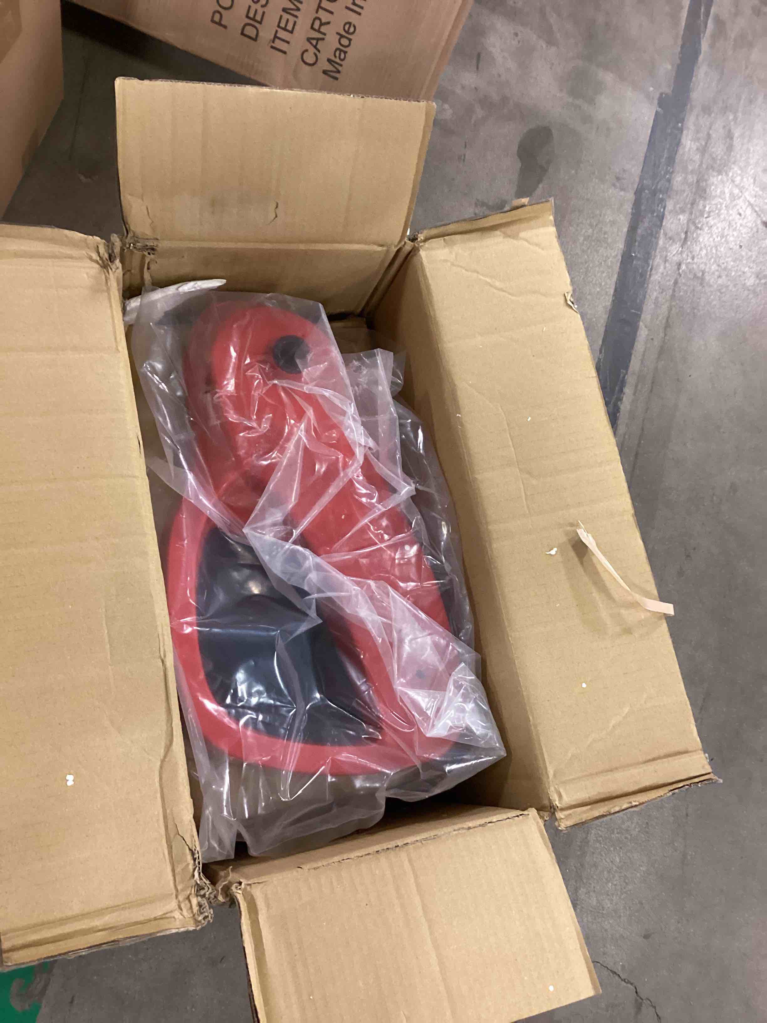 https://s3.amazonaws.com/lotting-images-prod/bidfta/GRA1665495_1747232655393.jpeg