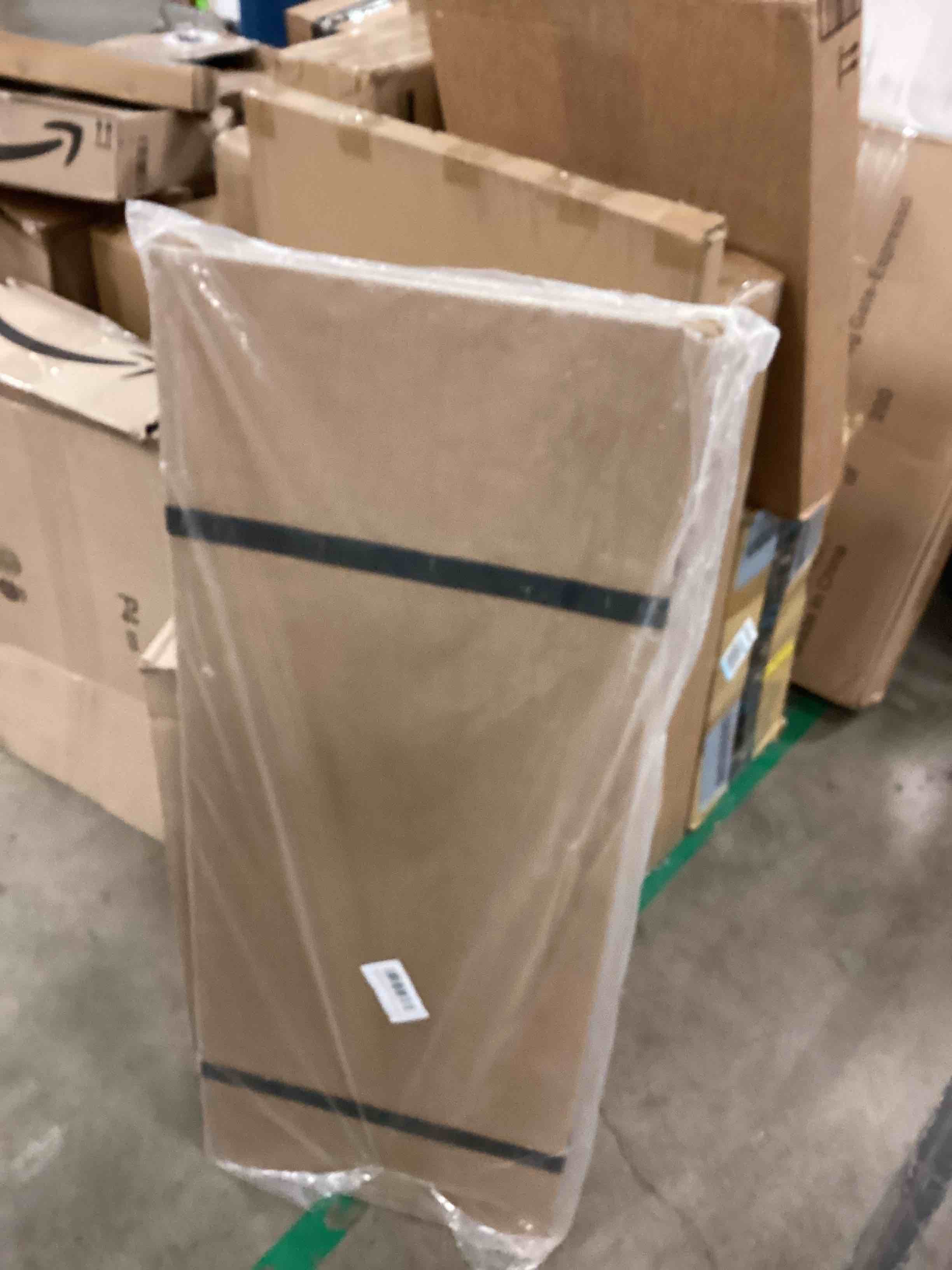 https://s3.amazonaws.com/lotting-images-prod/bidfta/GRA1665505_1747231346264.jpeg