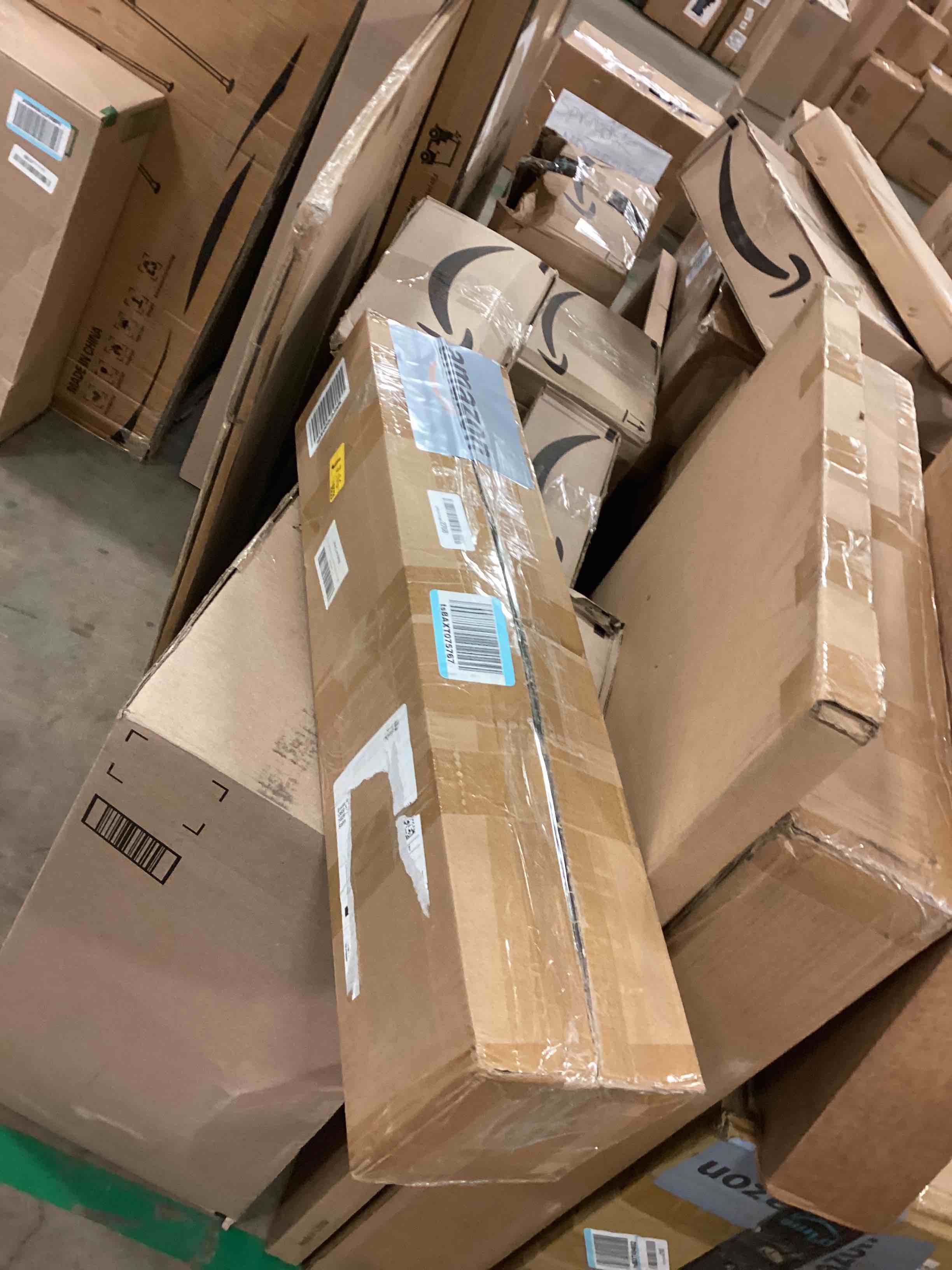 https://s3.amazonaws.com/lotting-images-prod/bidfta/GRA1665512_1747229493262.jpeg