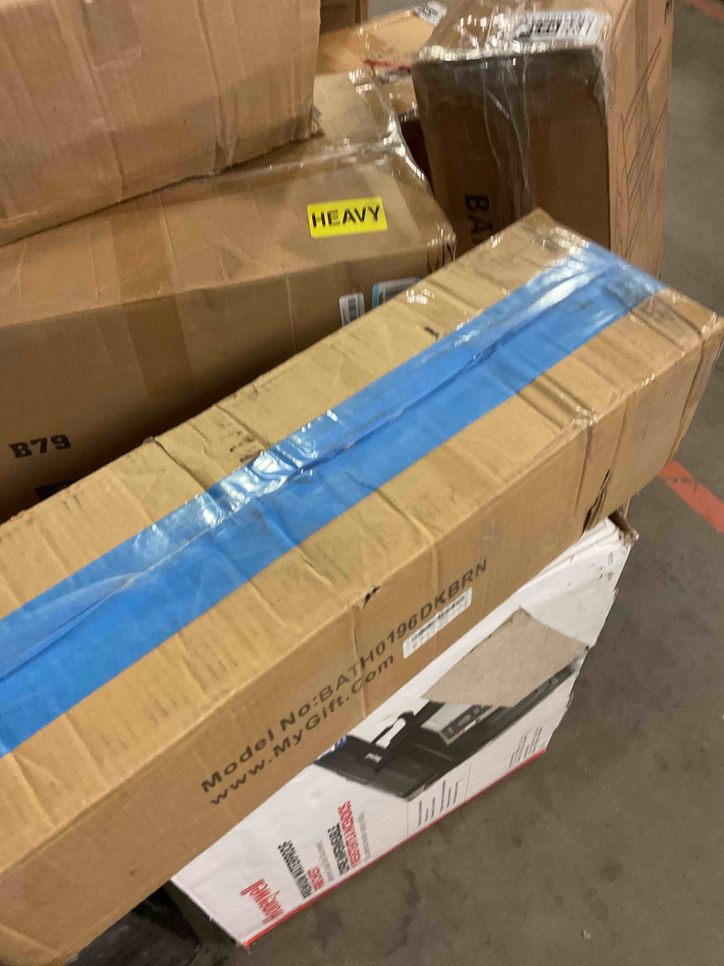 https://s3.amazonaws.com/lotting-images-prod/bidfta/GRA1666245_1744231327906.jpeg
