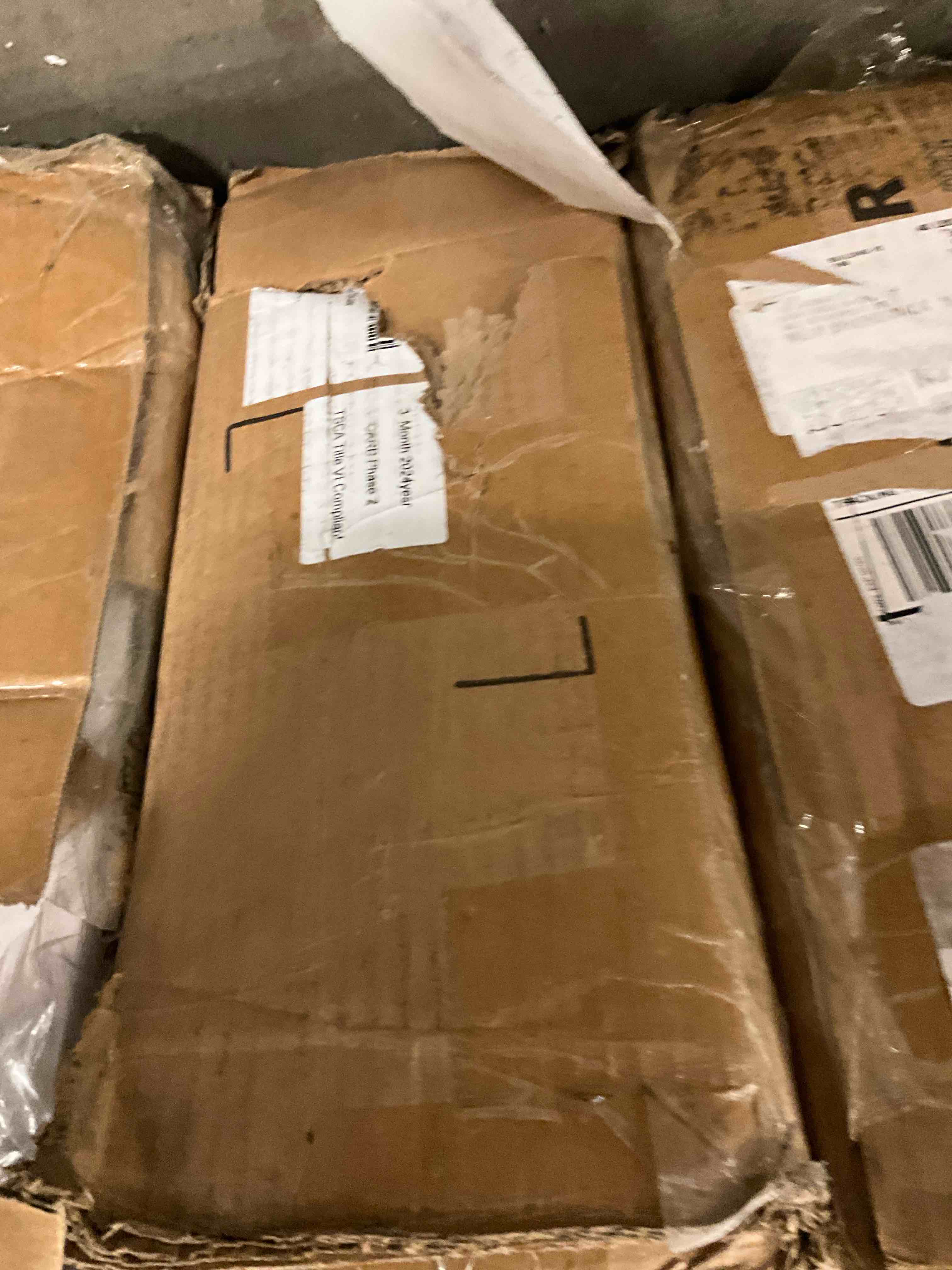 https://s3.amazonaws.com/lotting-images-prod/bidfta/GRA1666900_1745246792864.jpeg