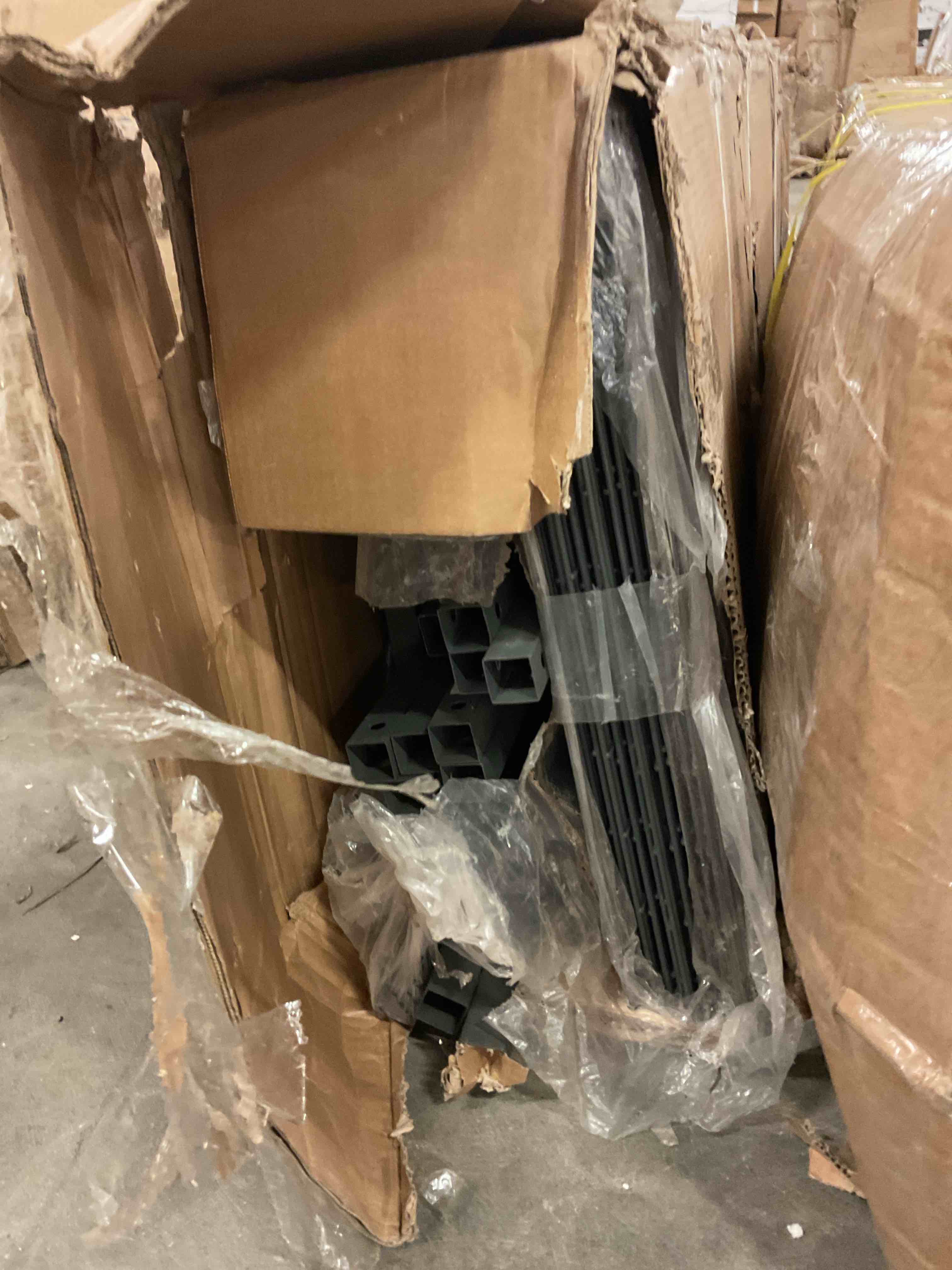 https://s3.amazonaws.com/lotting-images-prod/bidfta/GRA1667003_1745416244652.jpeg