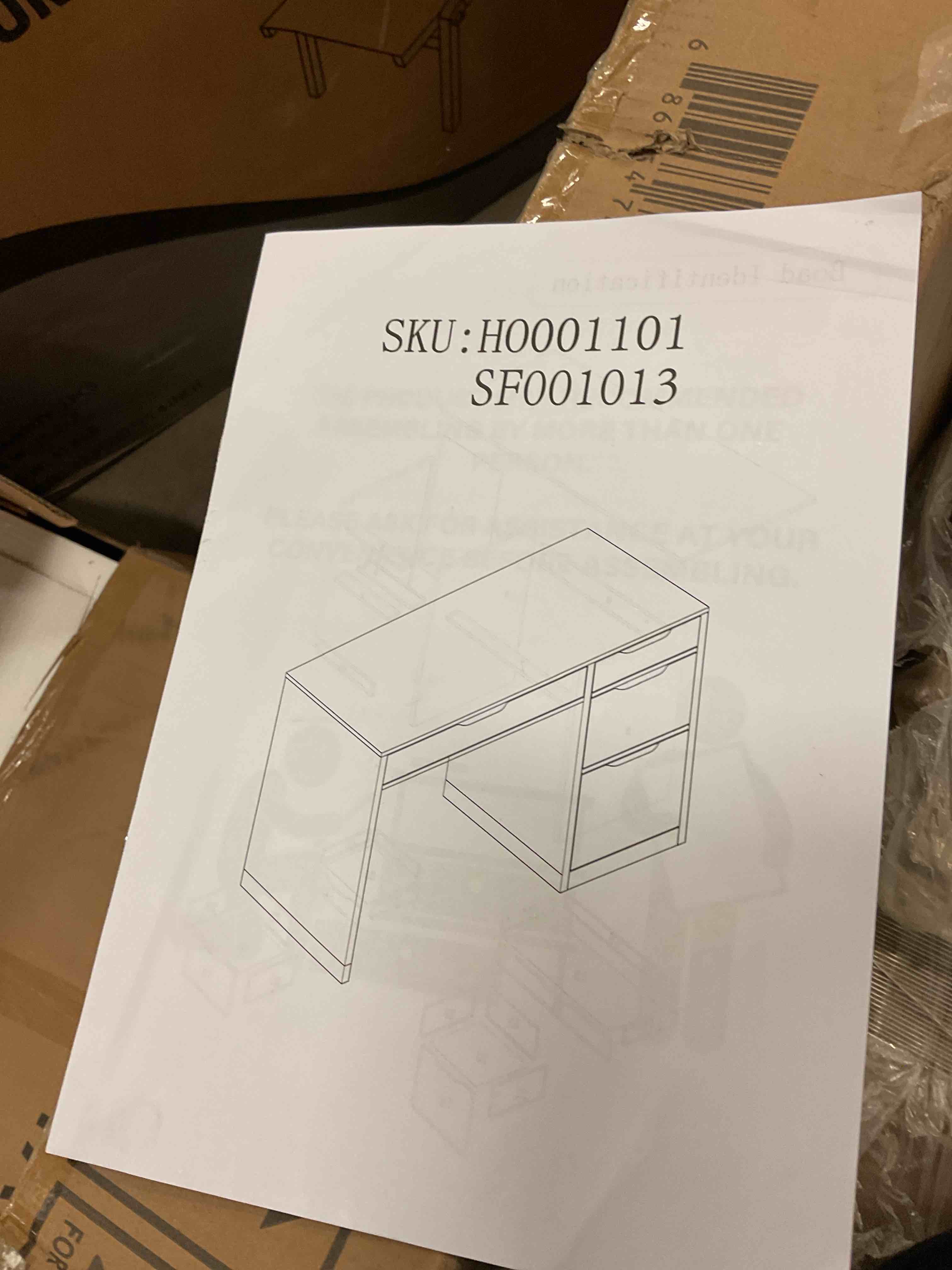 https://s3.amazonaws.com/lotting-images-prod/bidfta/GRA1667010_1745417632748.jpeg
