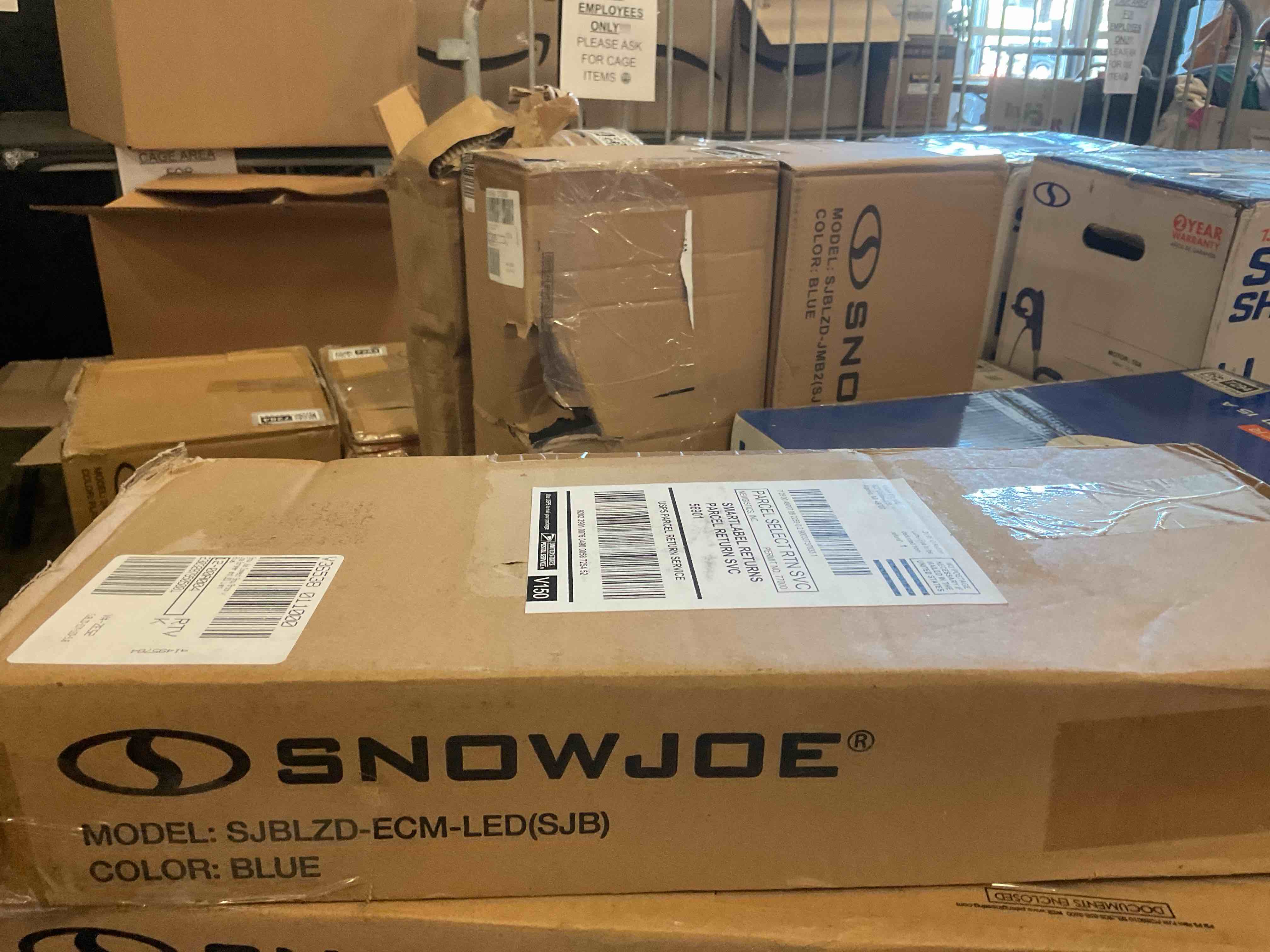 https://s3.amazonaws.com/lotting-images-prod/bidfta/GRA1667302_1745874095566.jpeg