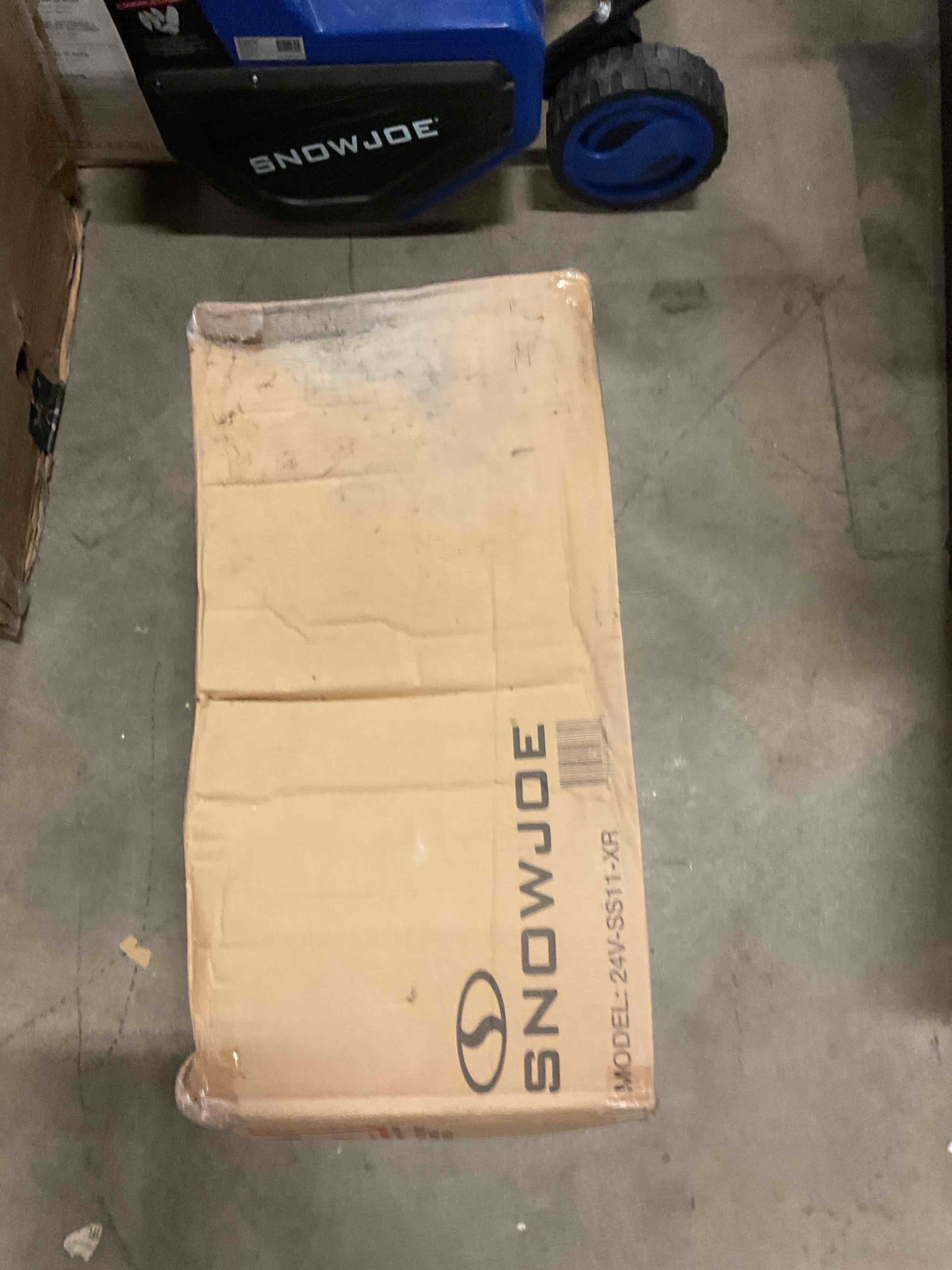 https://s3.amazonaws.com/lotting-images-prod/bidfta/GRA1667305_1745874247446.jpeg