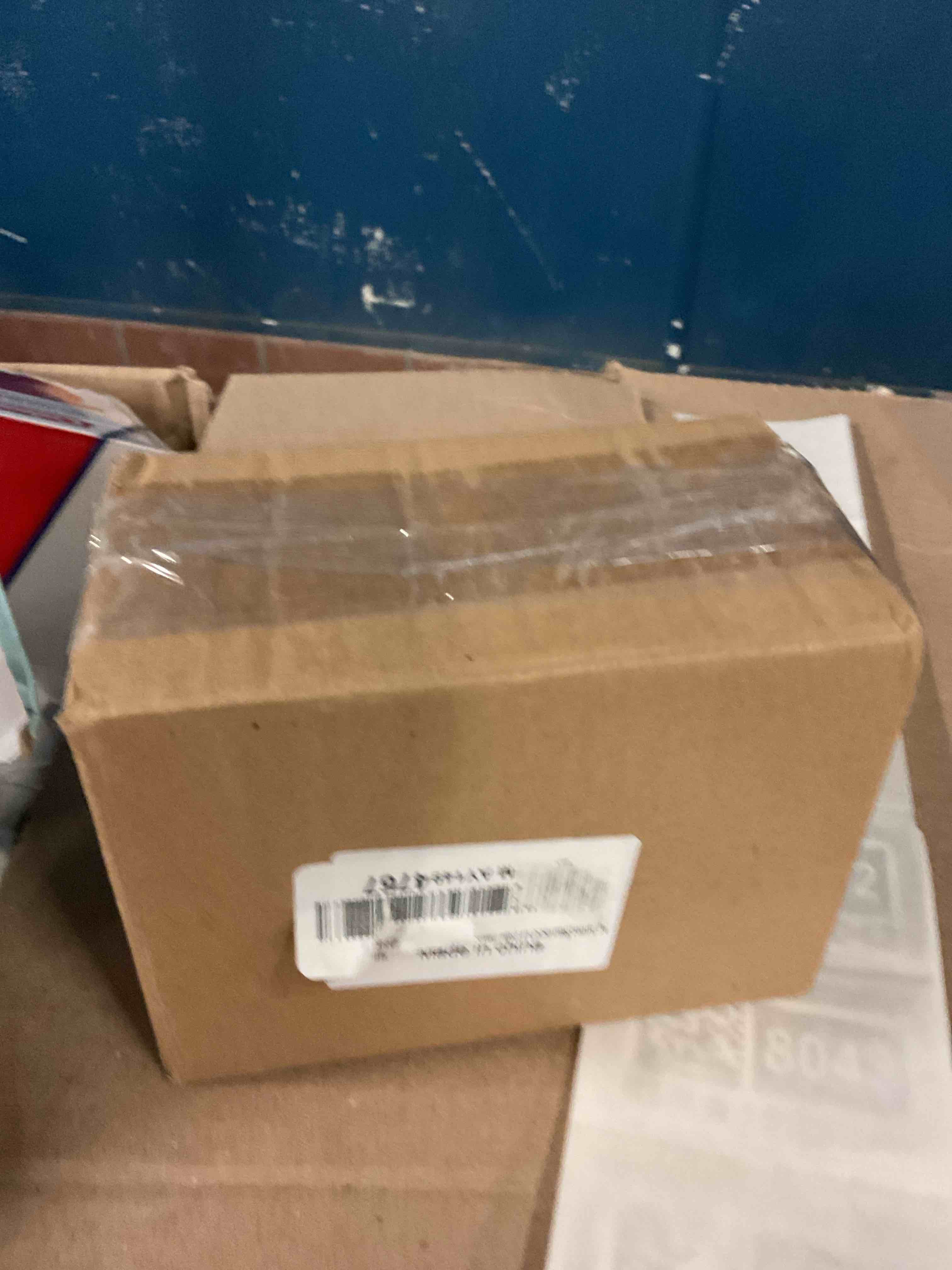 https://s3.amazonaws.com/lotting-images-prod/bidfta/GRA1668035_1747853946946.jpeg
