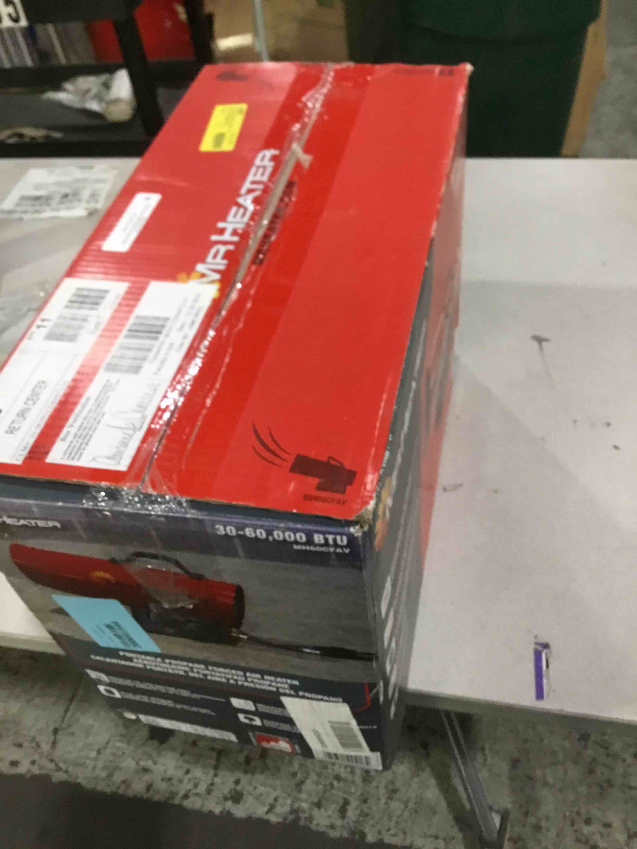 https://s3.amazonaws.com/lotting-images-prod/bidfta/GRA1676613_1741805390915.jpeg