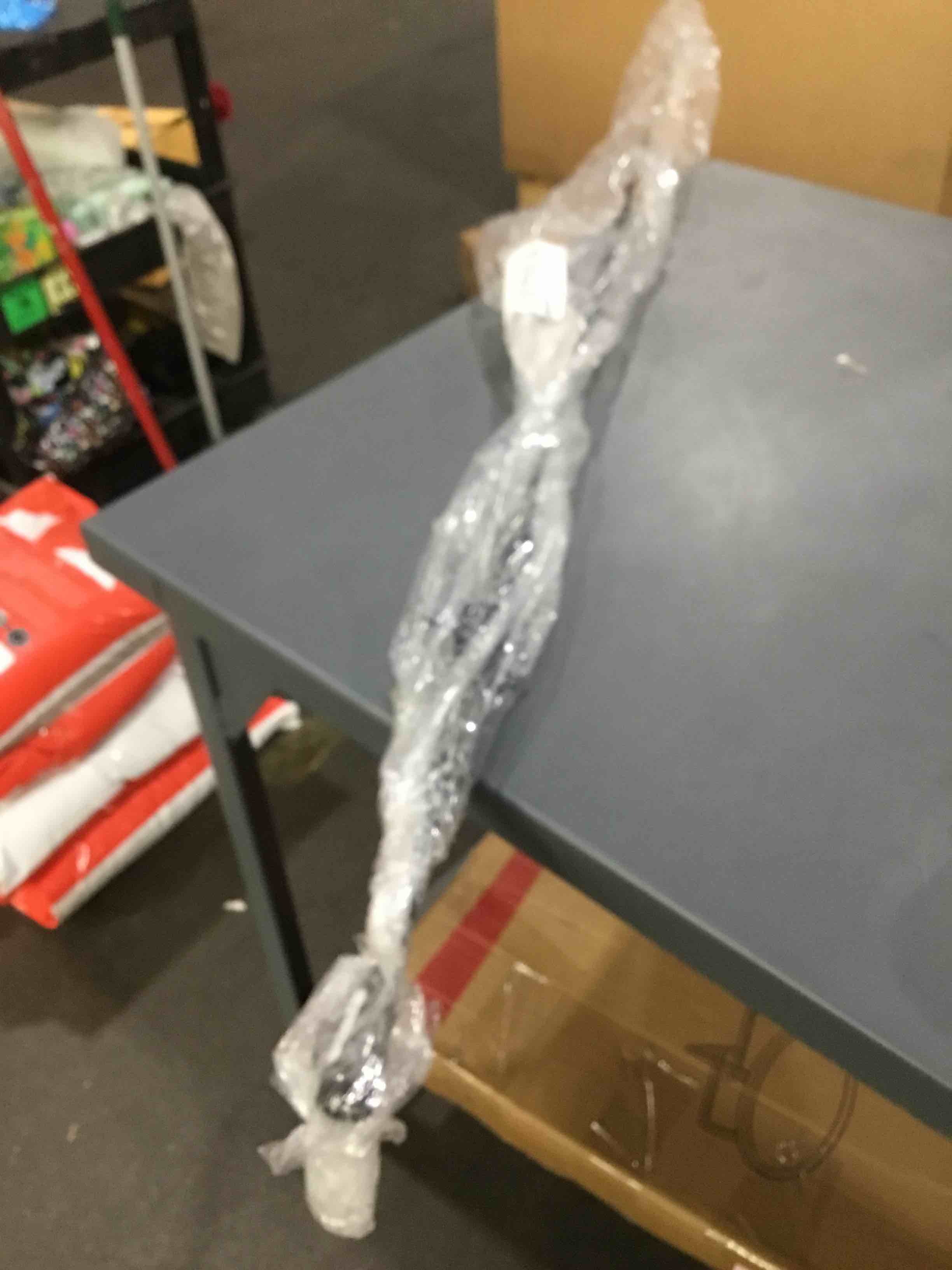 https://s3.amazonaws.com/lotting-images-prod/bidfta/GRA1678121_1749225751335.jpeg