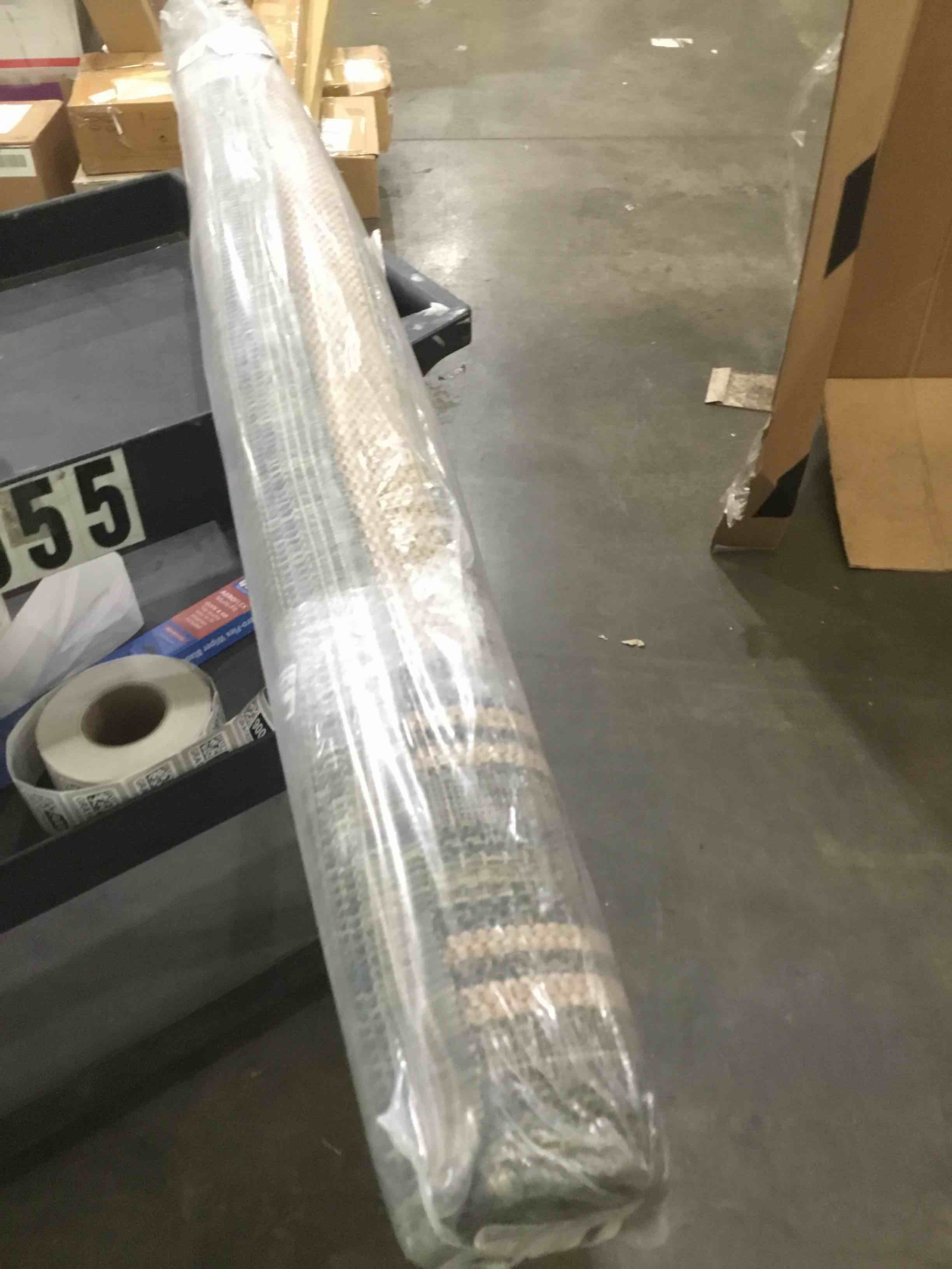 https://s3.amazonaws.com/lotting-images-prod/bidfta/GRA1678982_1750097760910.jpeg