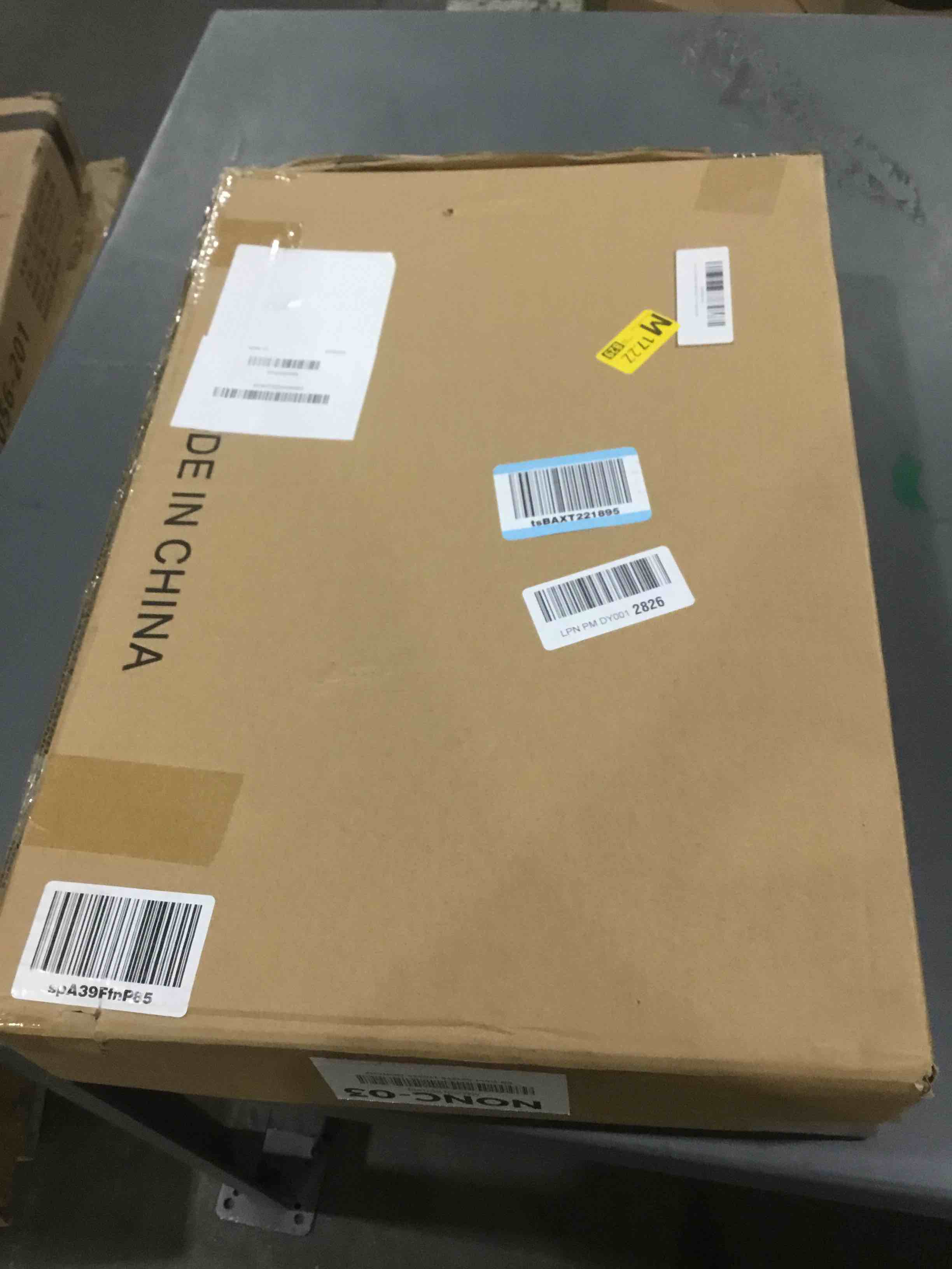 https://s3.amazonaws.com/lotting-images-prod/bidfta/GRA1679278_1750286872077.jpeg