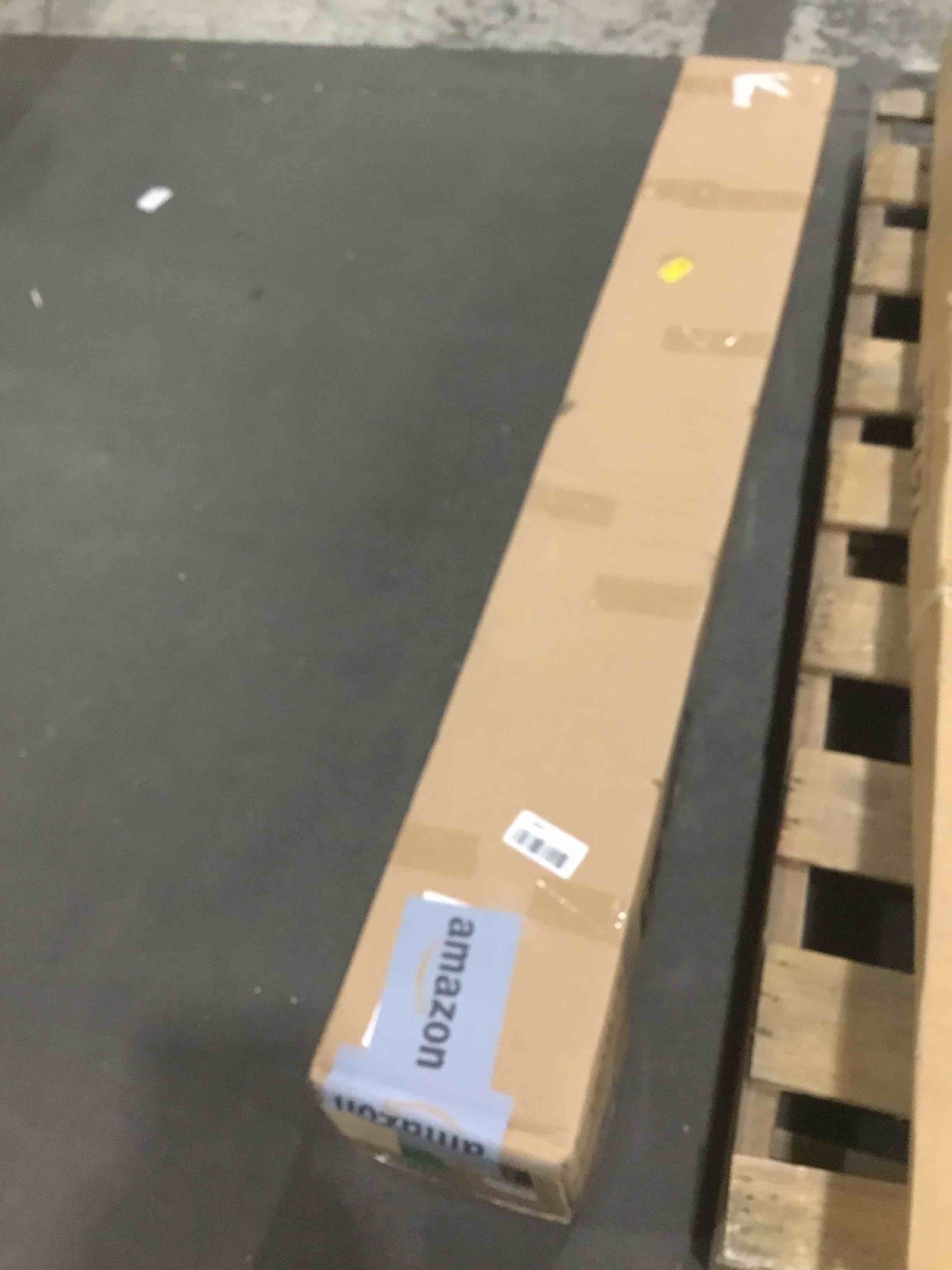 https://s3.amazonaws.com/lotting-images-prod/bidfta/GRA1679322_1750354304809.jpeg