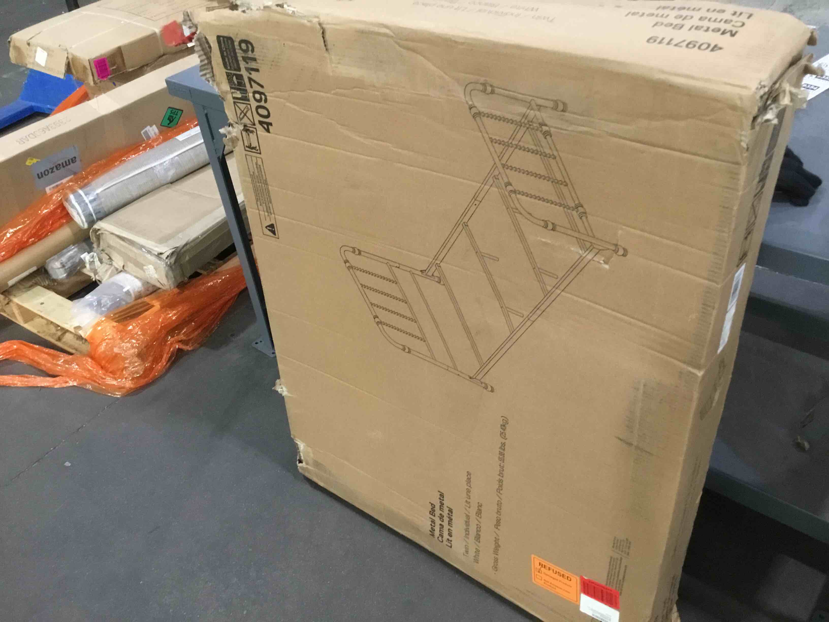 https://s3.amazonaws.com/lotting-images-prod/bidfta/GRA1679331_1750358297496.jpeg