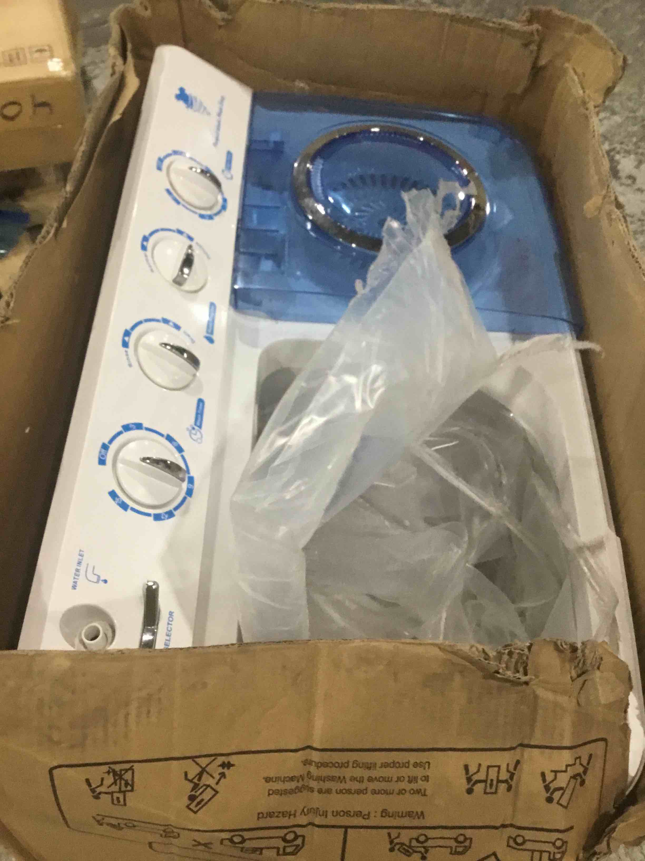 https://s3.amazonaws.com/lotting-images-prod/bidfta/GRA1679478_1750692831420.jpeg