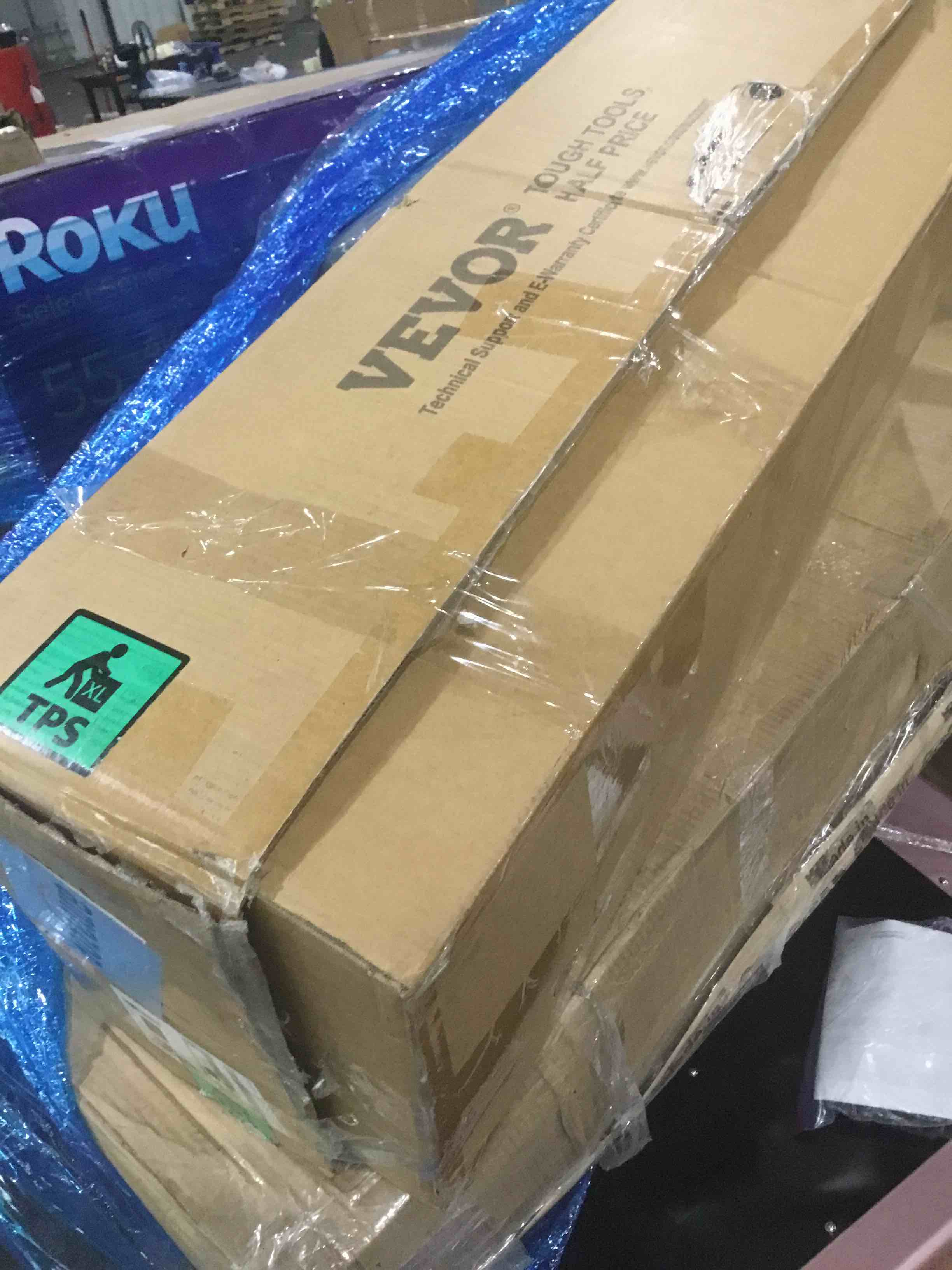 https://s3.amazonaws.com/lotting-images-prod/bidfta/GRA1679481_1750693843541.jpeg