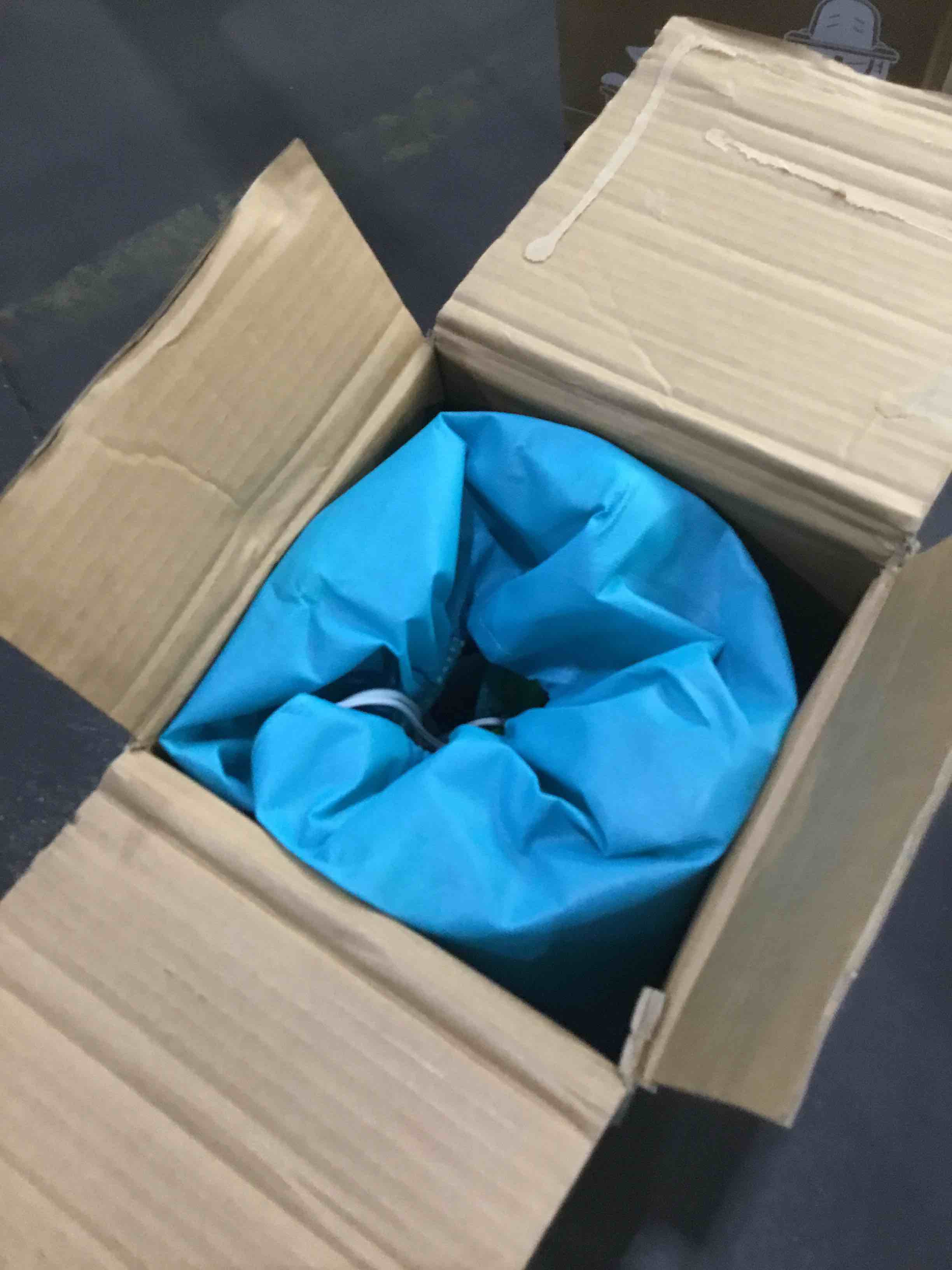 https://s3.amazonaws.com/lotting-images-prod/bidfta/GRA1680147_1751479172102.jpeg