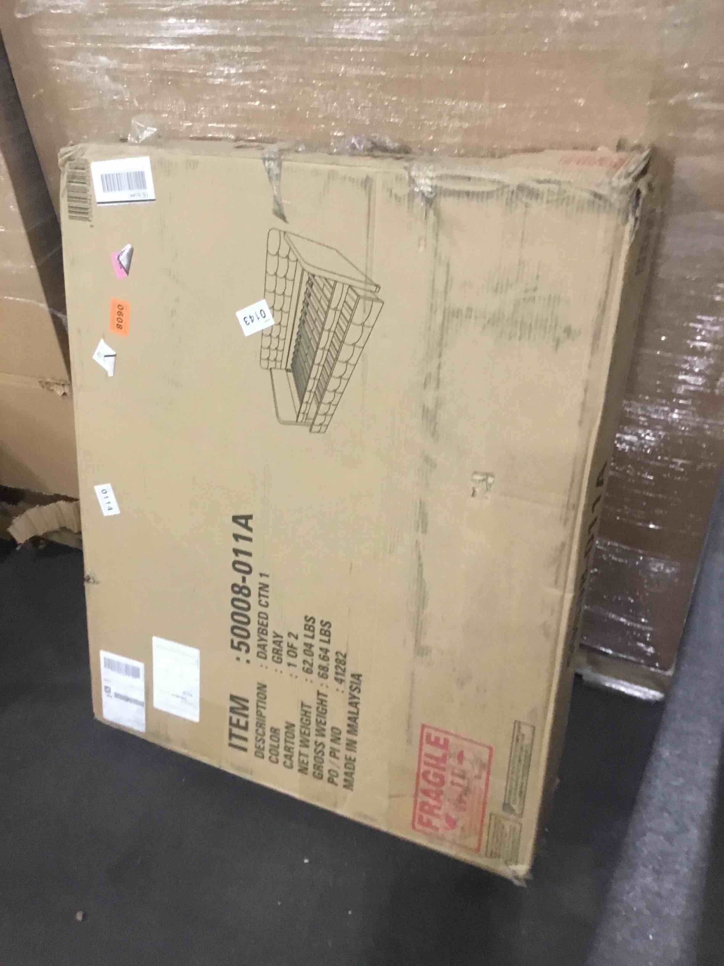 https://s3.amazonaws.com/lotting-images-prod/bidfta/GRA1680426_1751556179915.jpeg