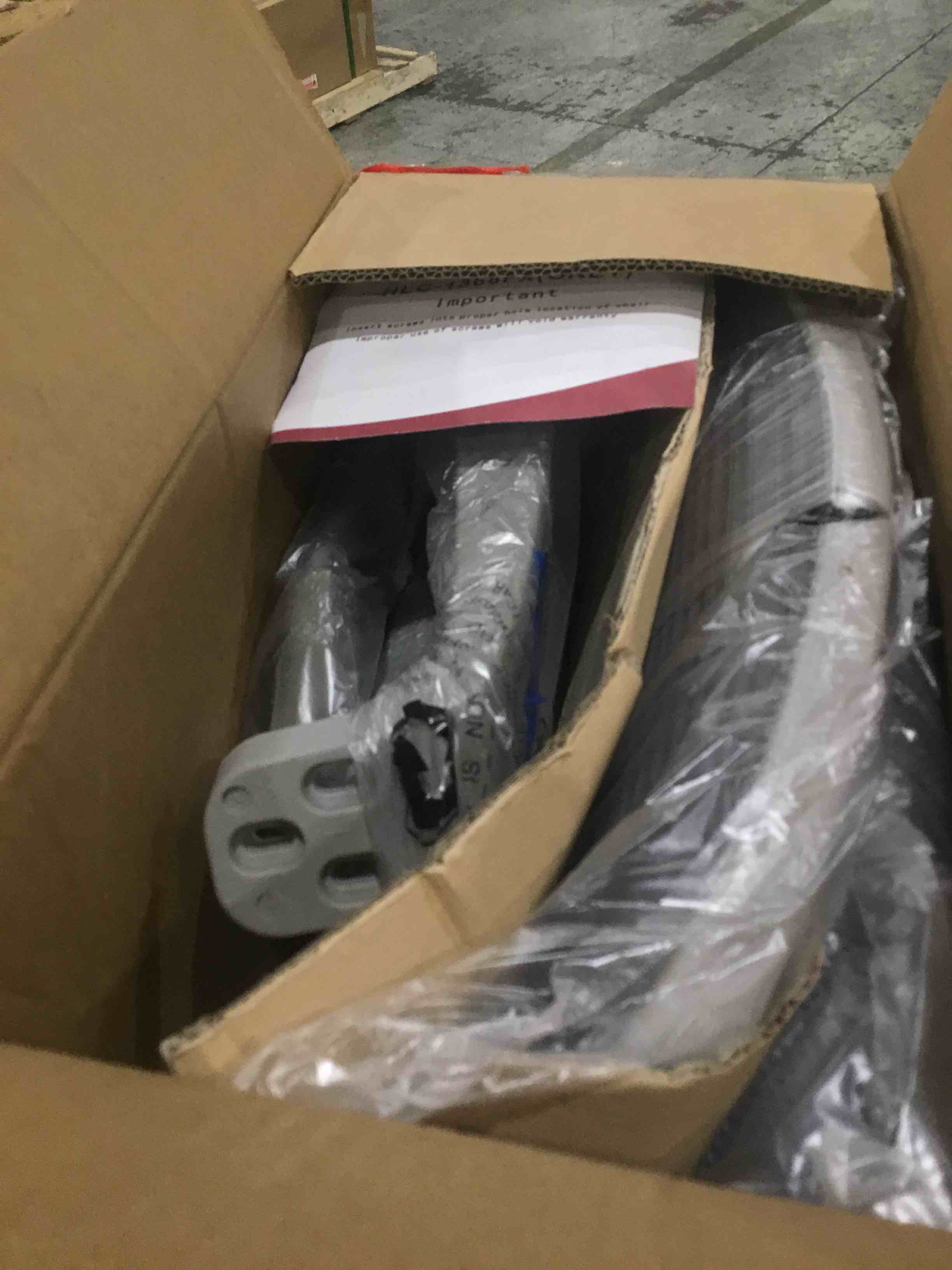 https://s3.amazonaws.com/lotting-images-prod/bidfta/GRA1680441_1751562946309.jpeg