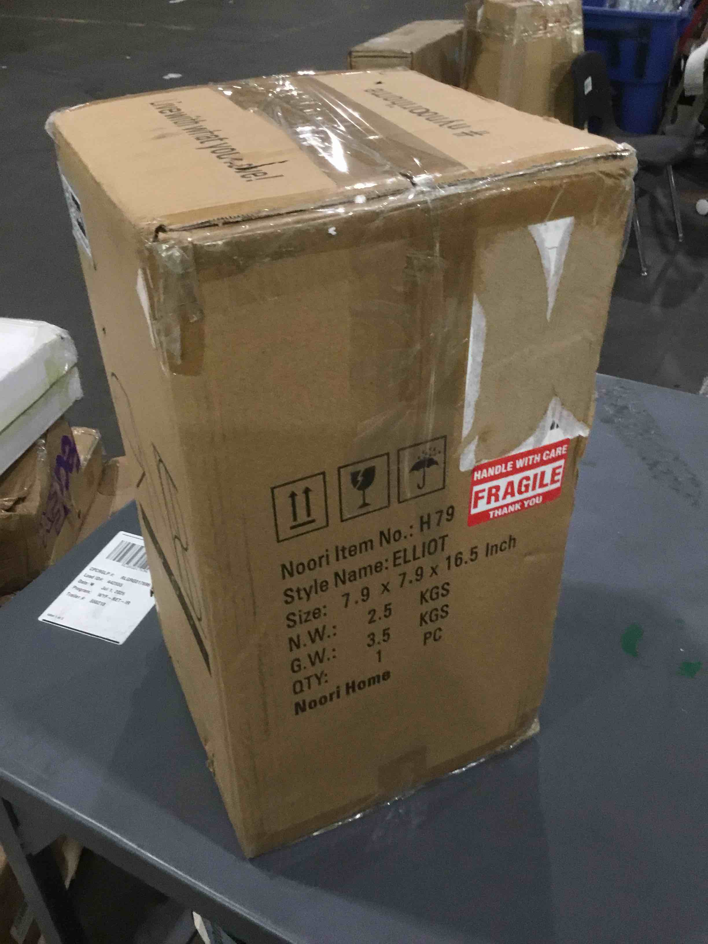 https://s3.amazonaws.com/lotting-images-prod/bidfta/GRA1680641_1752078971593.jpeg
