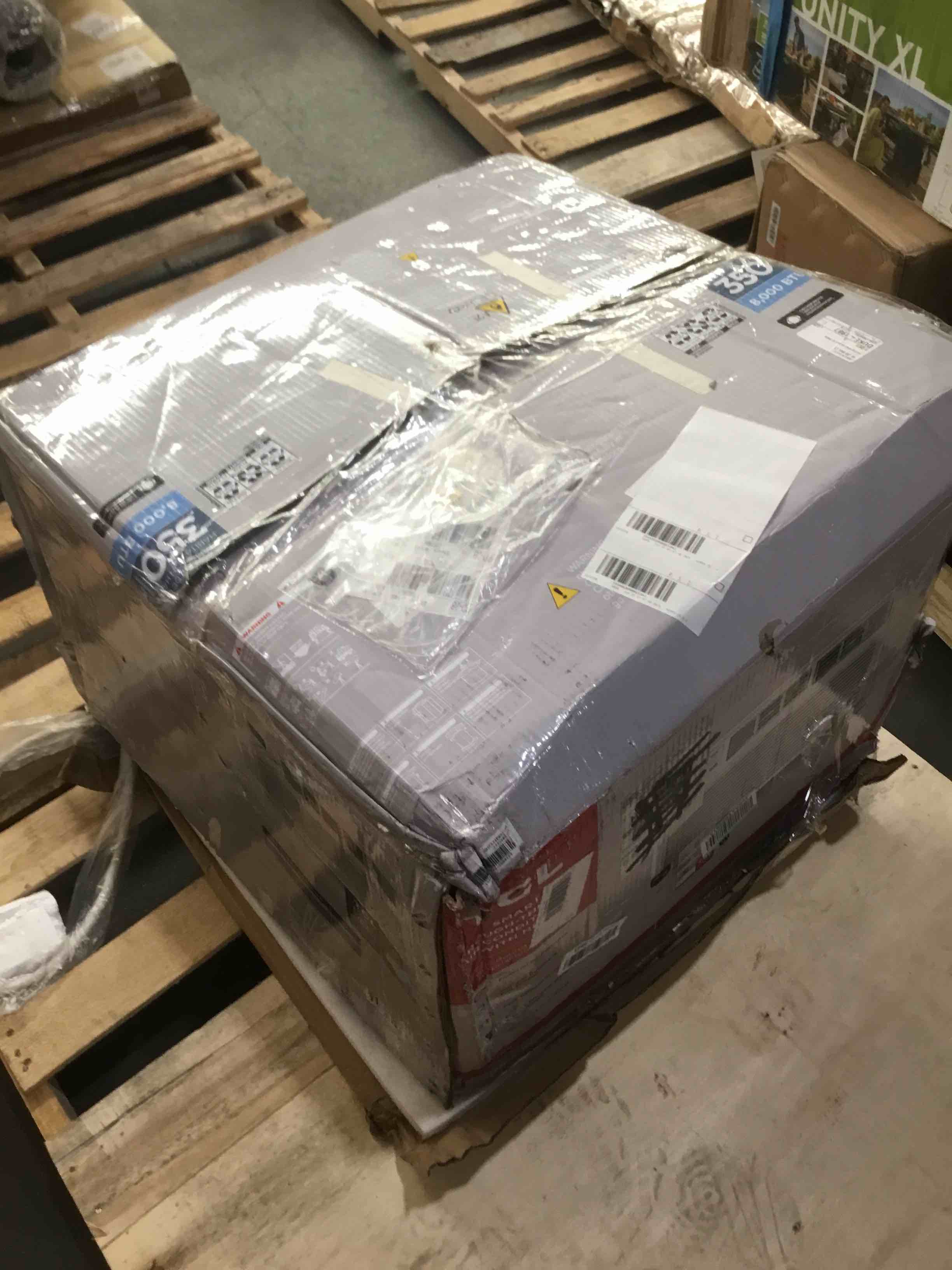 https://s3.amazonaws.com/lotting-images-prod/bidfta/GRA1680711_1752093296023.jpeg