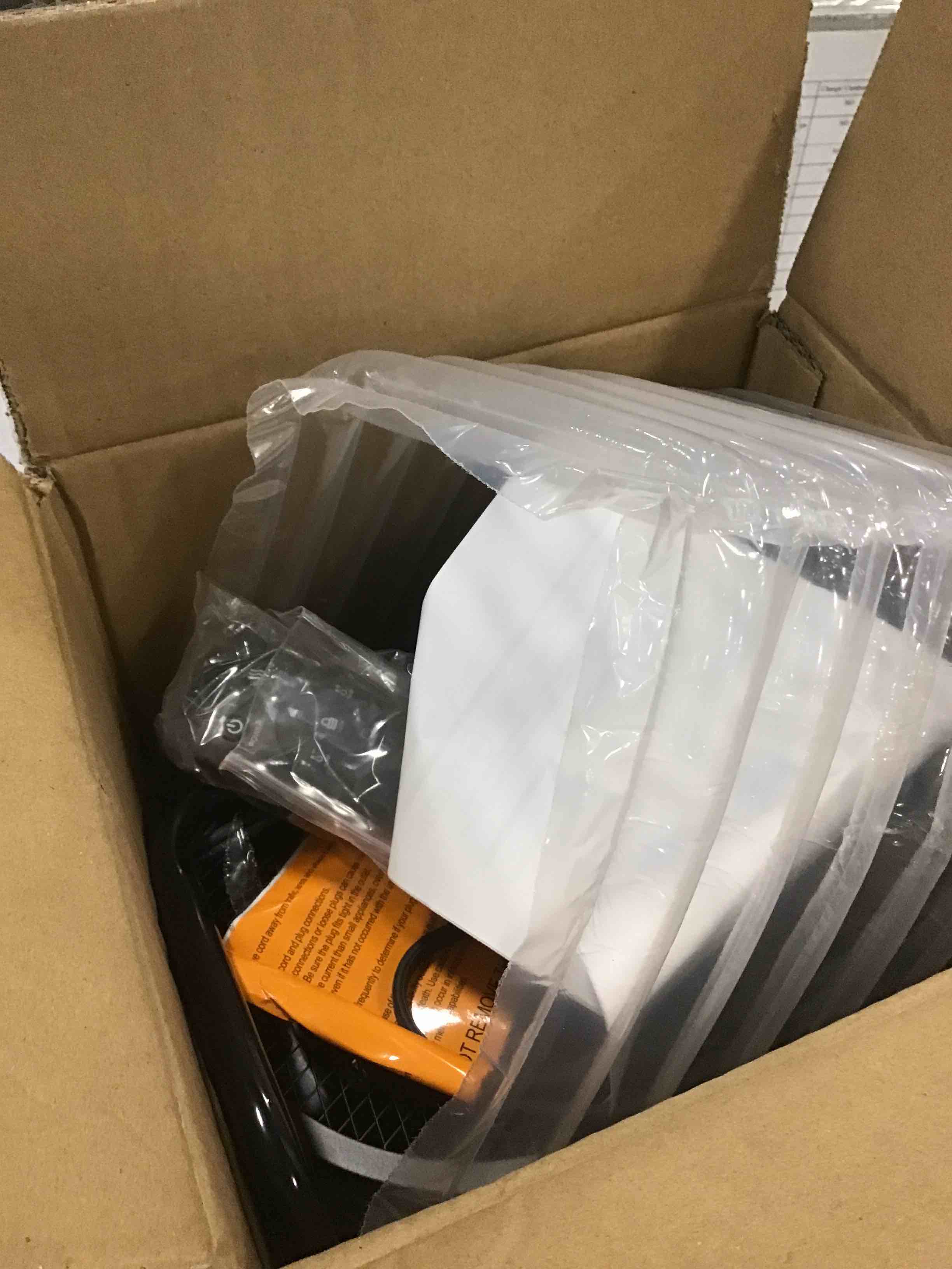 https://s3.amazonaws.com/lotting-images-prod/bidfta/GRA1696187_1735613713048.jpeg