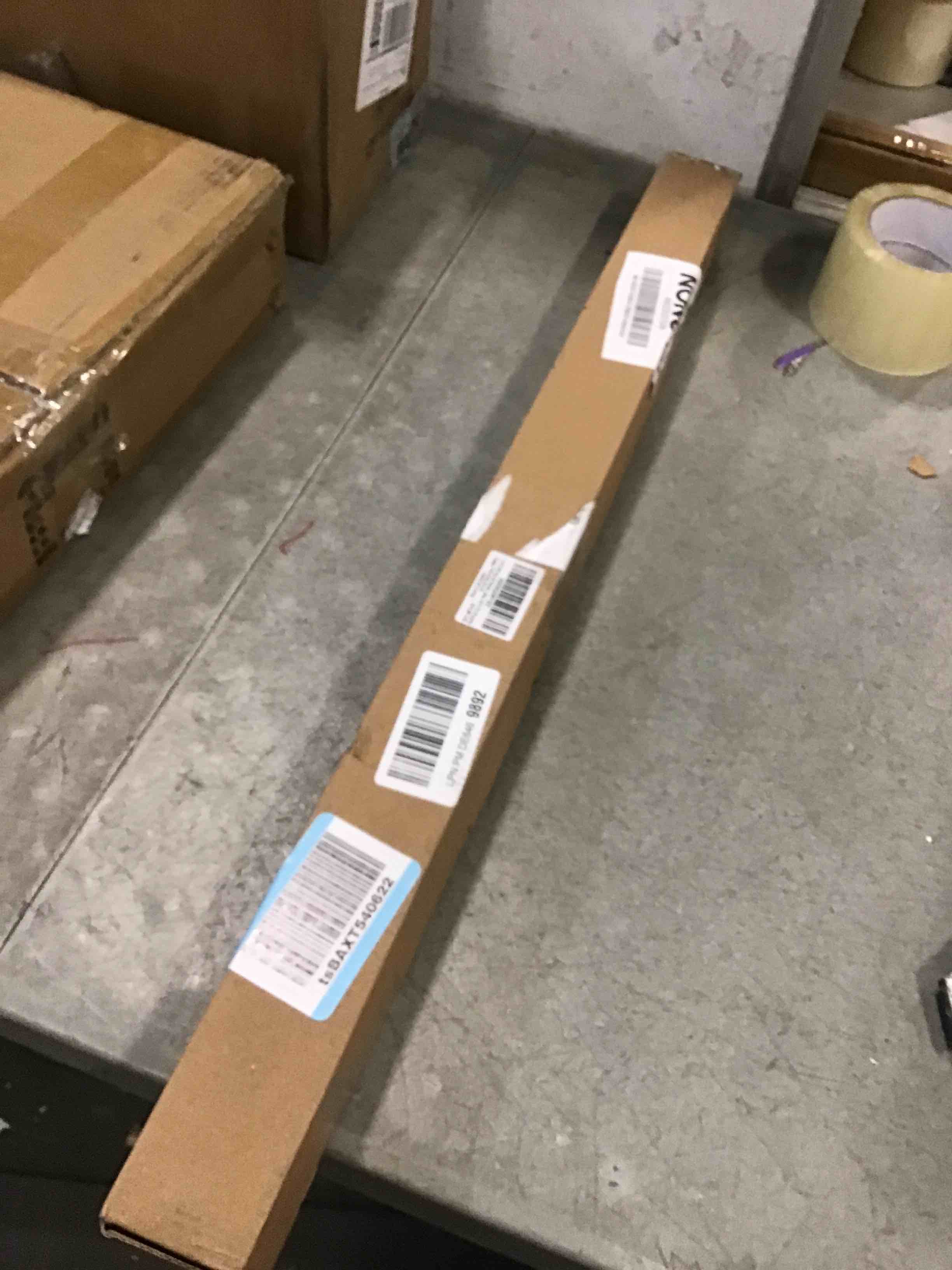 https://s3.amazonaws.com/lotting-images-prod/bidfta/GRA1696492_1735865284493.jpeg