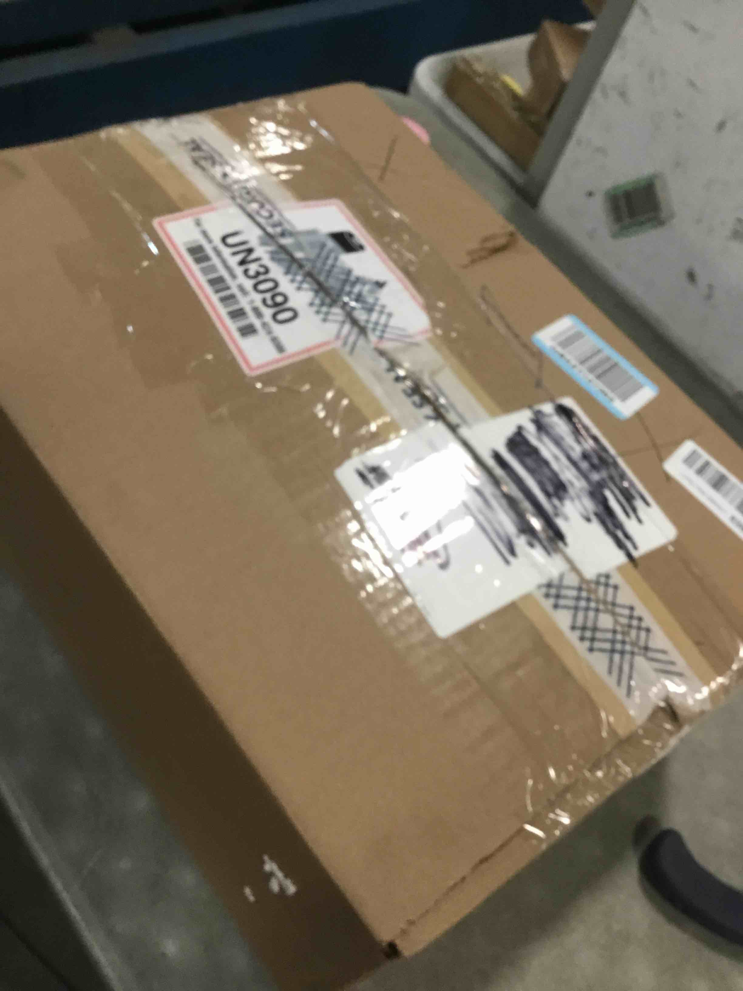 https://s3.amazonaws.com/lotting-images-prod/bidfta/GRA1696570_1735882088754.jpeg