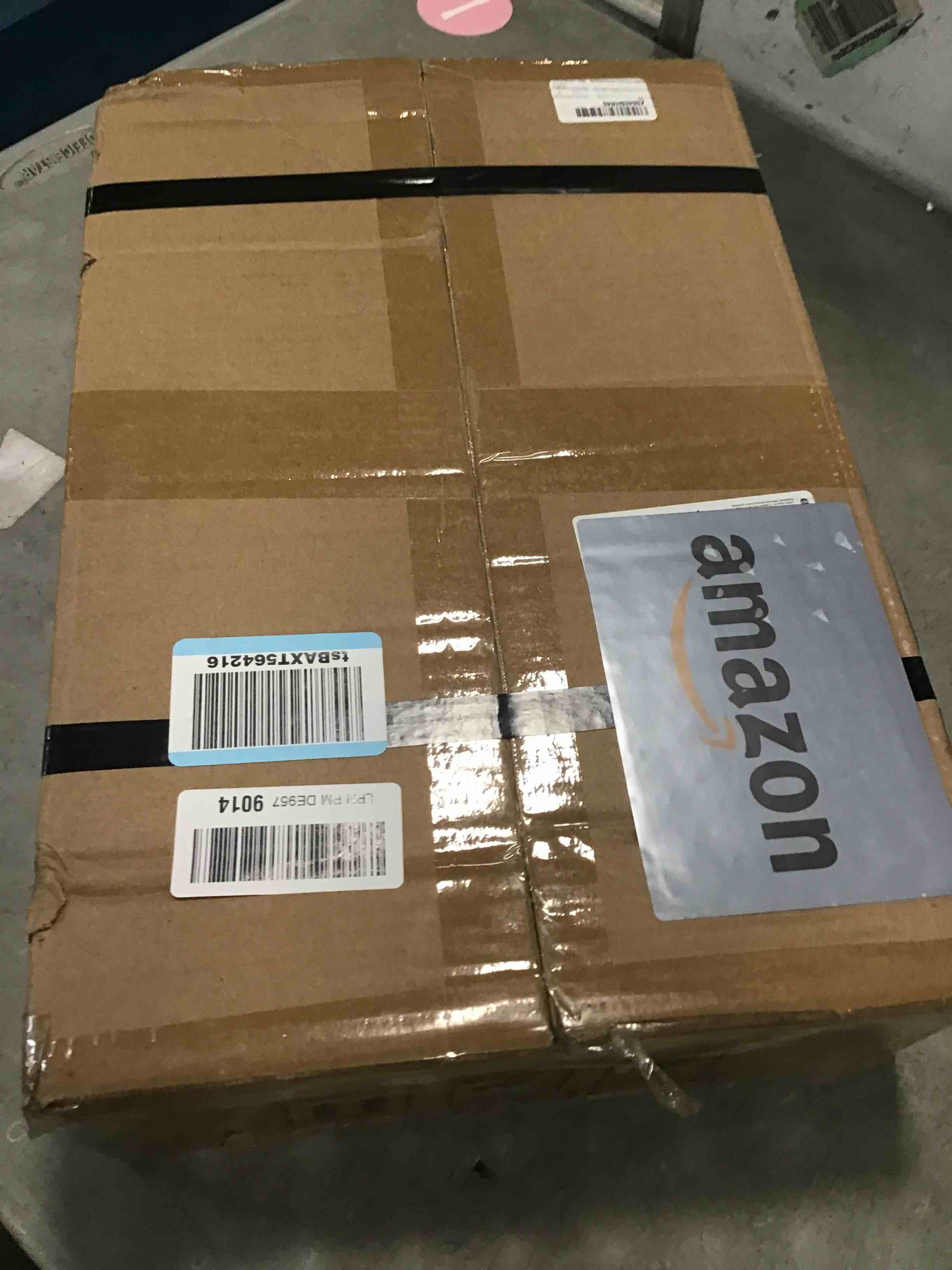 https://s3.amazonaws.com/lotting-images-prod/bidfta/GRA1696726_1735961439945.jpeg