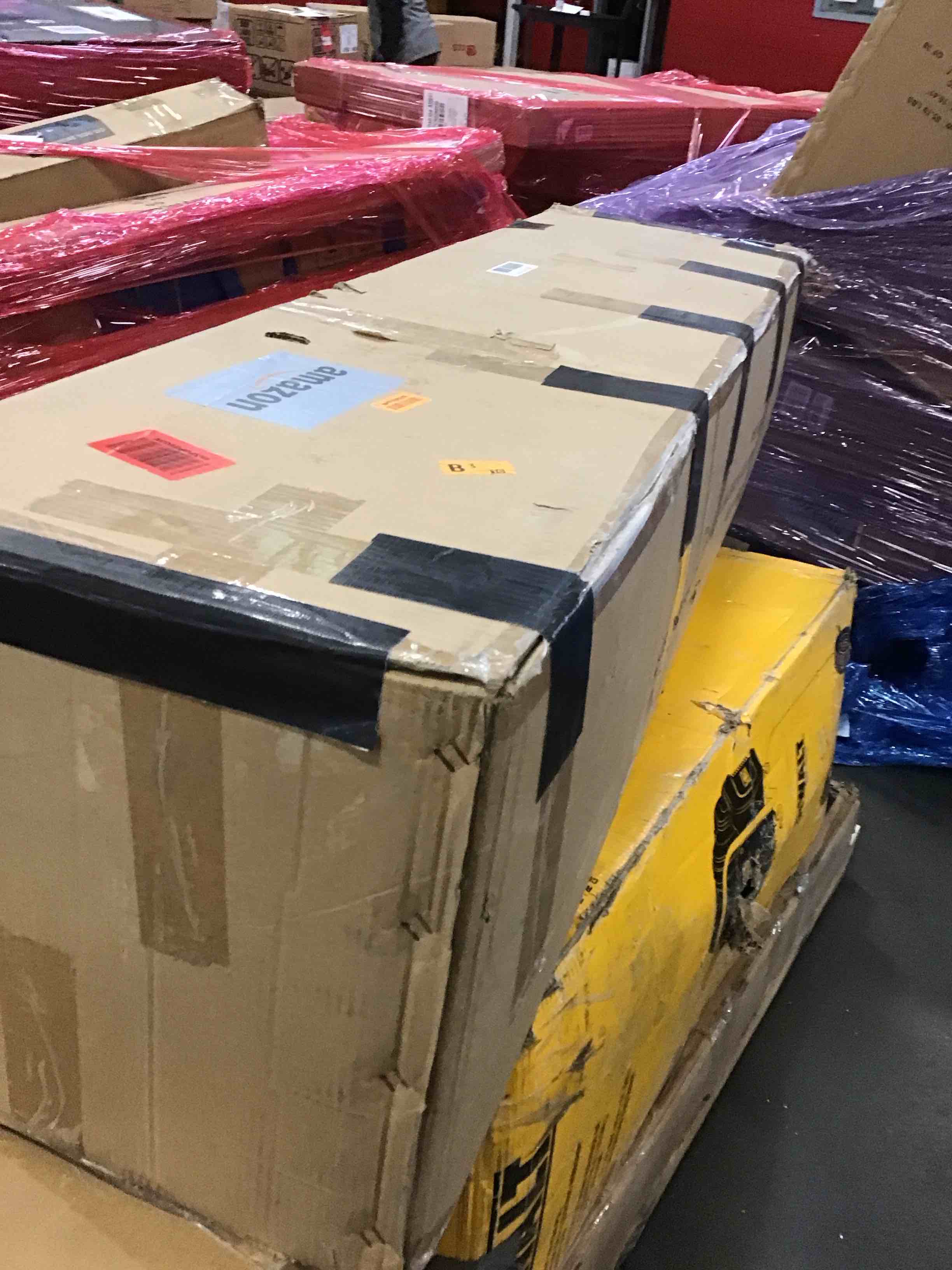https://s3.amazonaws.com/lotting-images-prod/bidfta/GRA1697801_1737474671642.jpeg