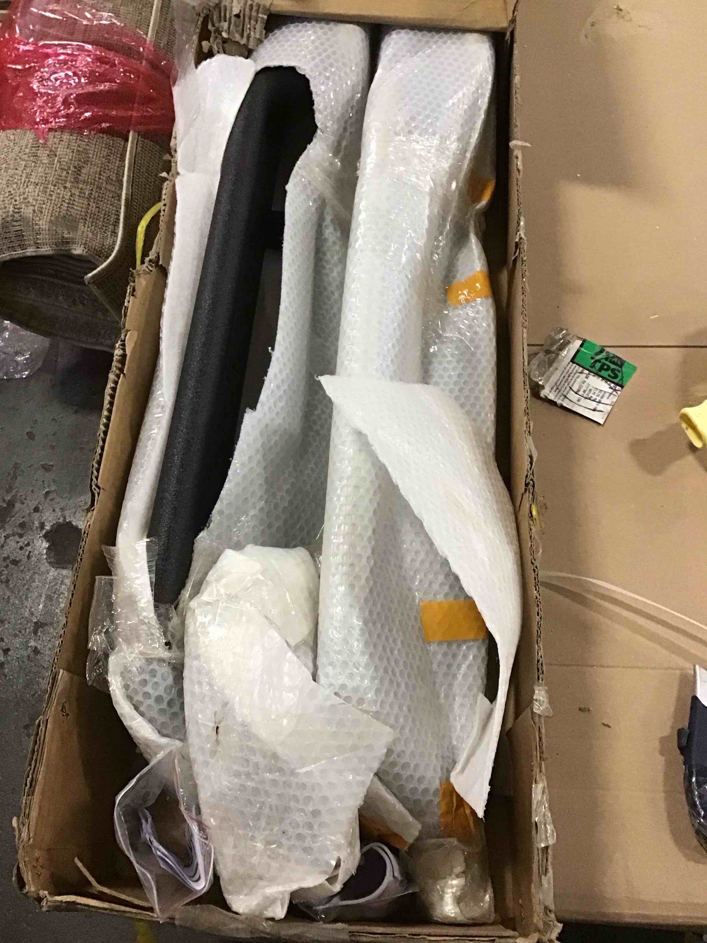 https://s3.amazonaws.com/lotting-images-prod/bidfta/GRA1697838_1737555064372.jpeg