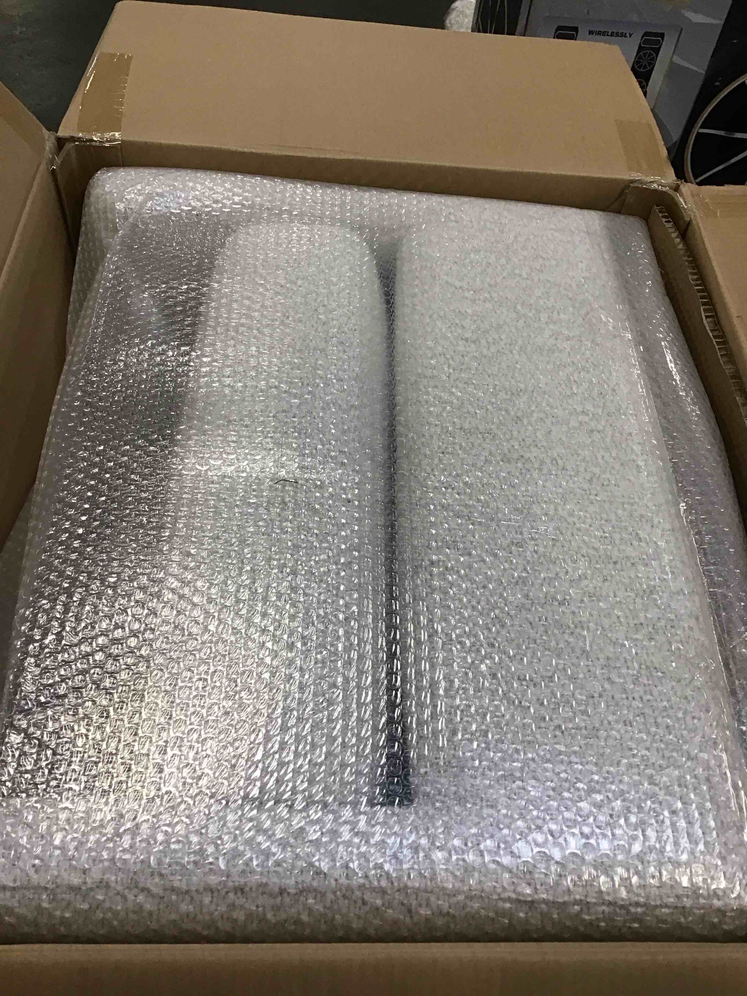 https://s3.amazonaws.com/lotting-images-prod/bidfta/GRA1698245_1738160844248.jpeg
