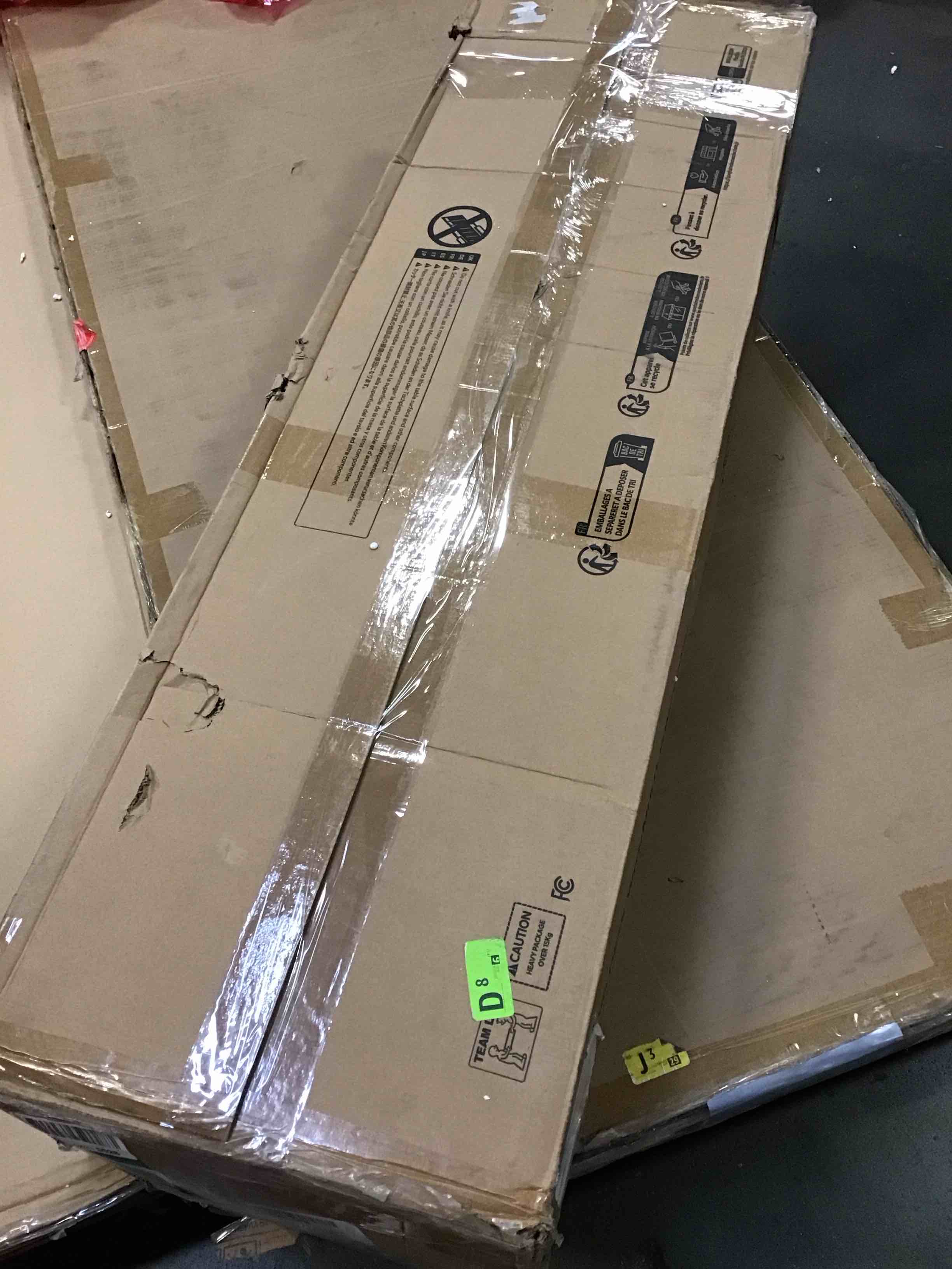 https://s3.amazonaws.com/lotting-images-prod/bidfta/GRA1698427_1738341303511.jpeg