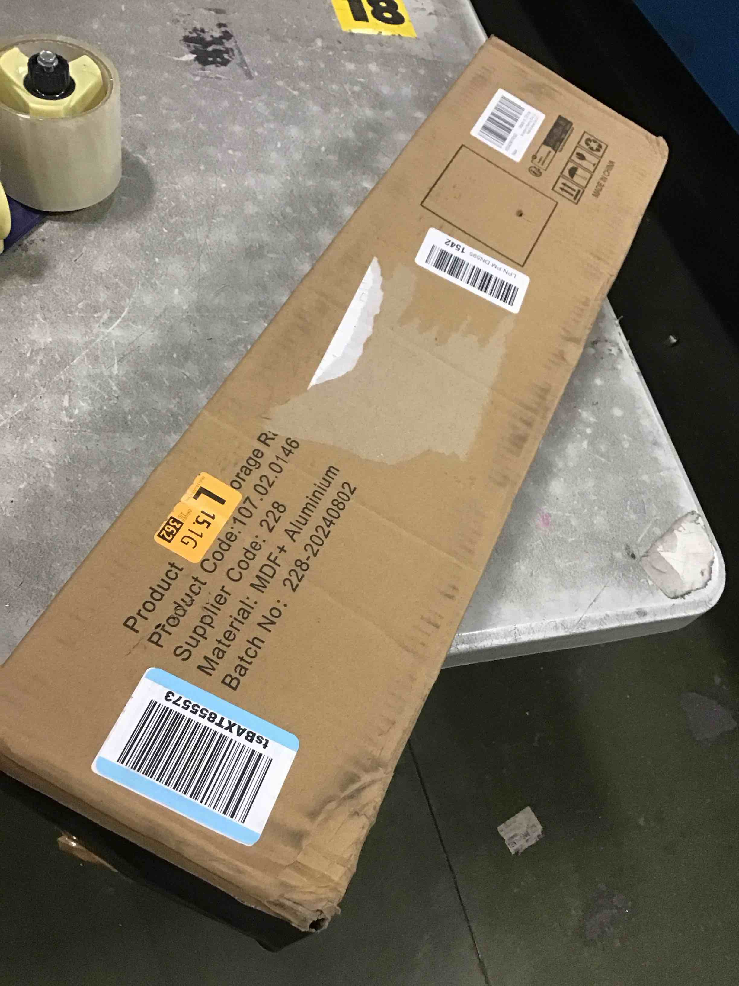 https://s3.amazonaws.com/lotting-images-prod/bidfta/GRA1699406_1737549073612.jpeg