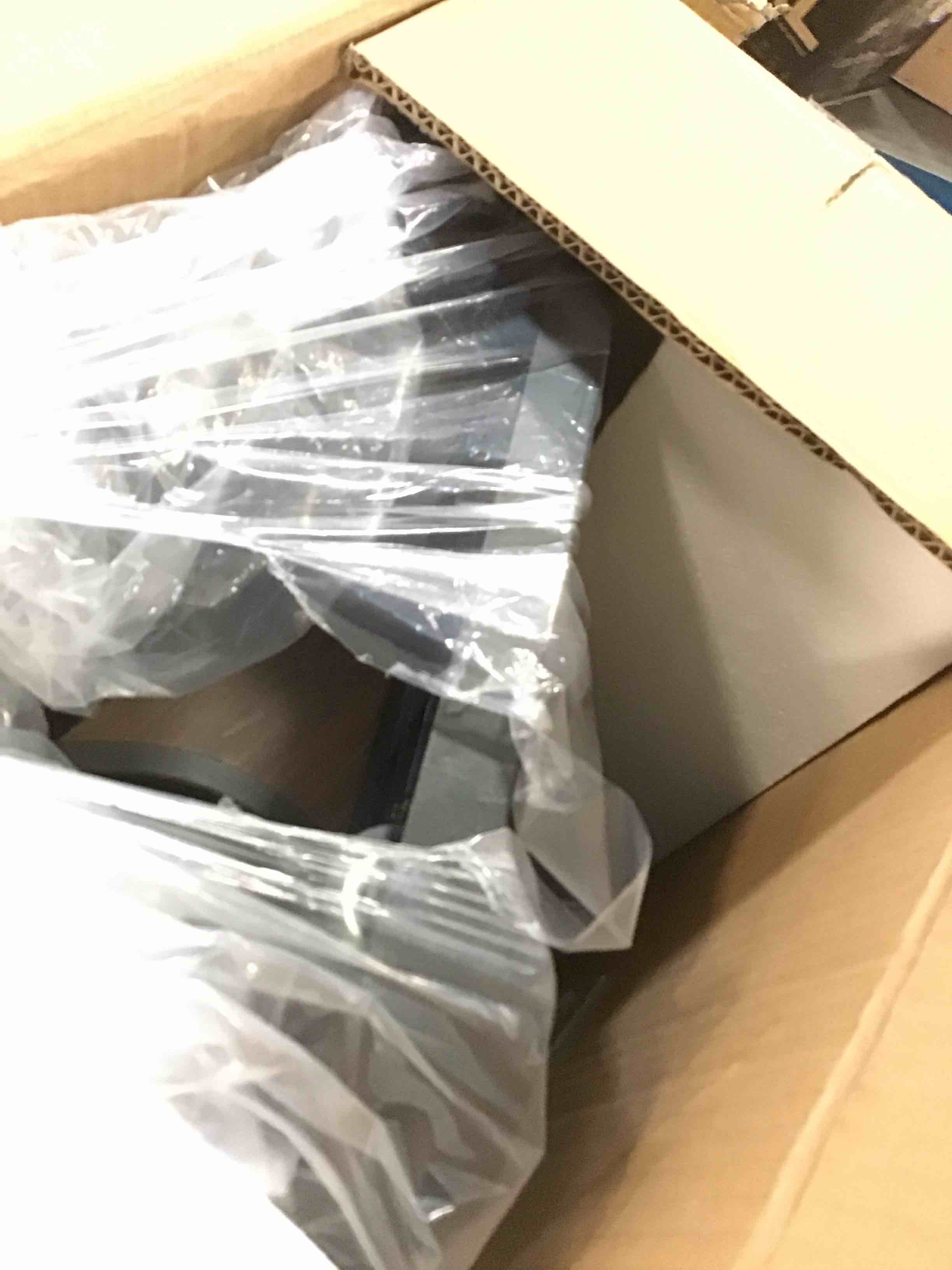 https://s3.amazonaws.com/lotting-images-prod/bidfta/GRA1699735_1737643464360.jpeg