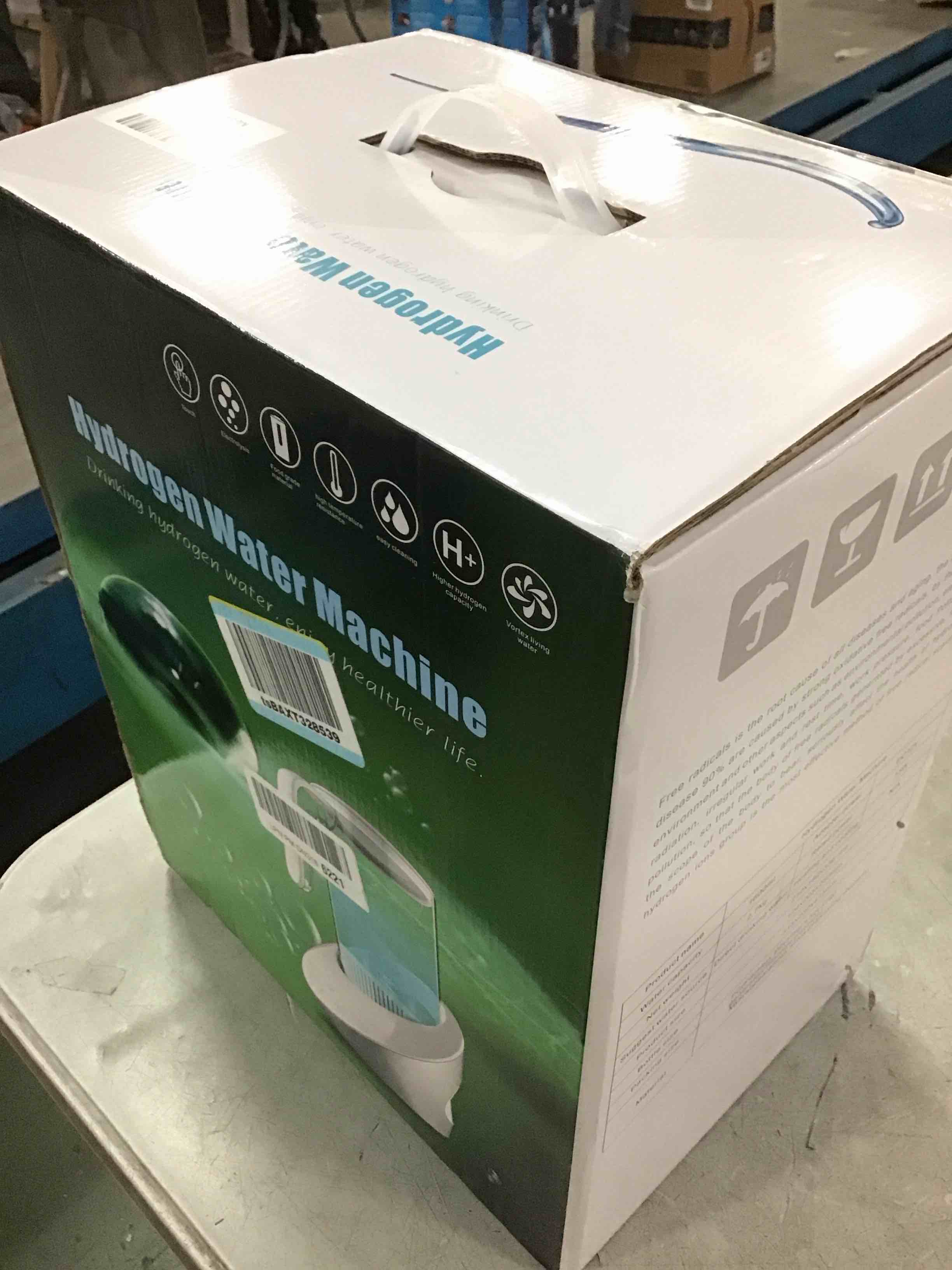 https://s3.amazonaws.com/lotting-images-prod/bidfta/GRA1699747_1737646020816.jpeg