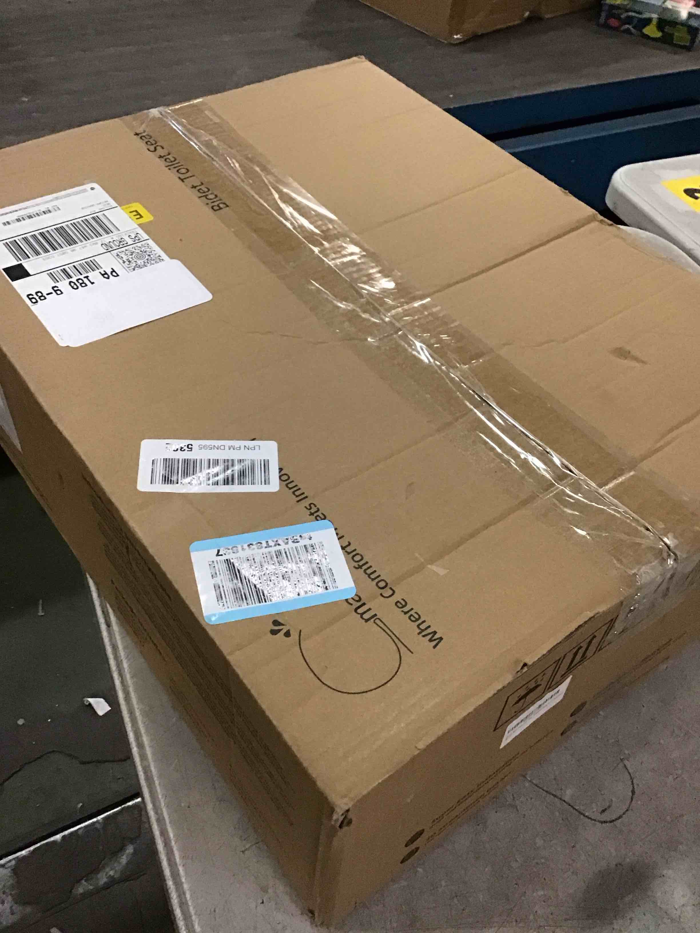 https://s3.amazonaws.com/lotting-images-prod/bidfta/GRA1699749_1737646195099.jpeg