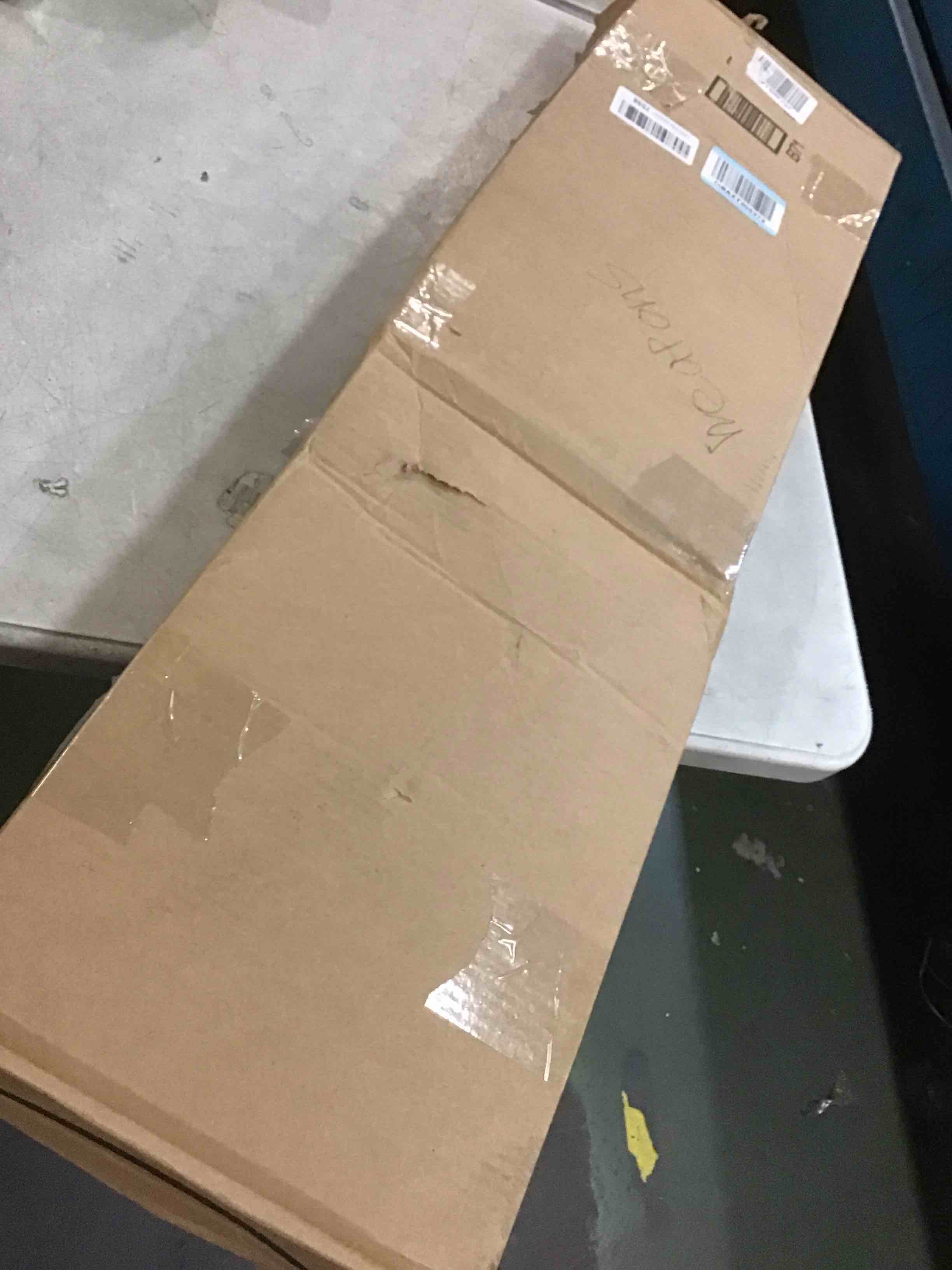 https://s3.amazonaws.com/lotting-images-prod/bidfta/GRA1699934_1737722042321.jpeg