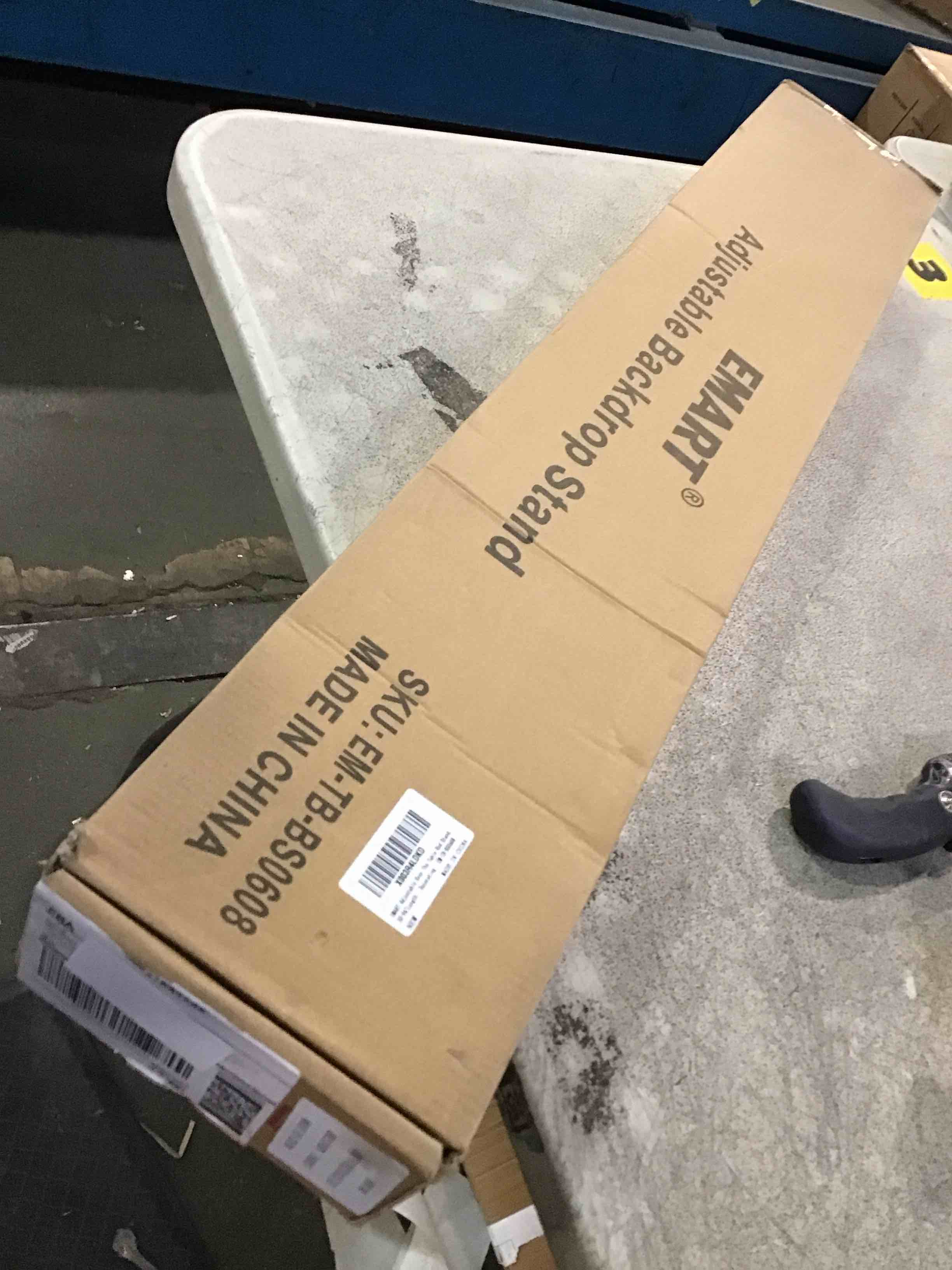 https://s3.amazonaws.com/lotting-images-prod/bidfta/GRA1700394_1738010637284.jpeg