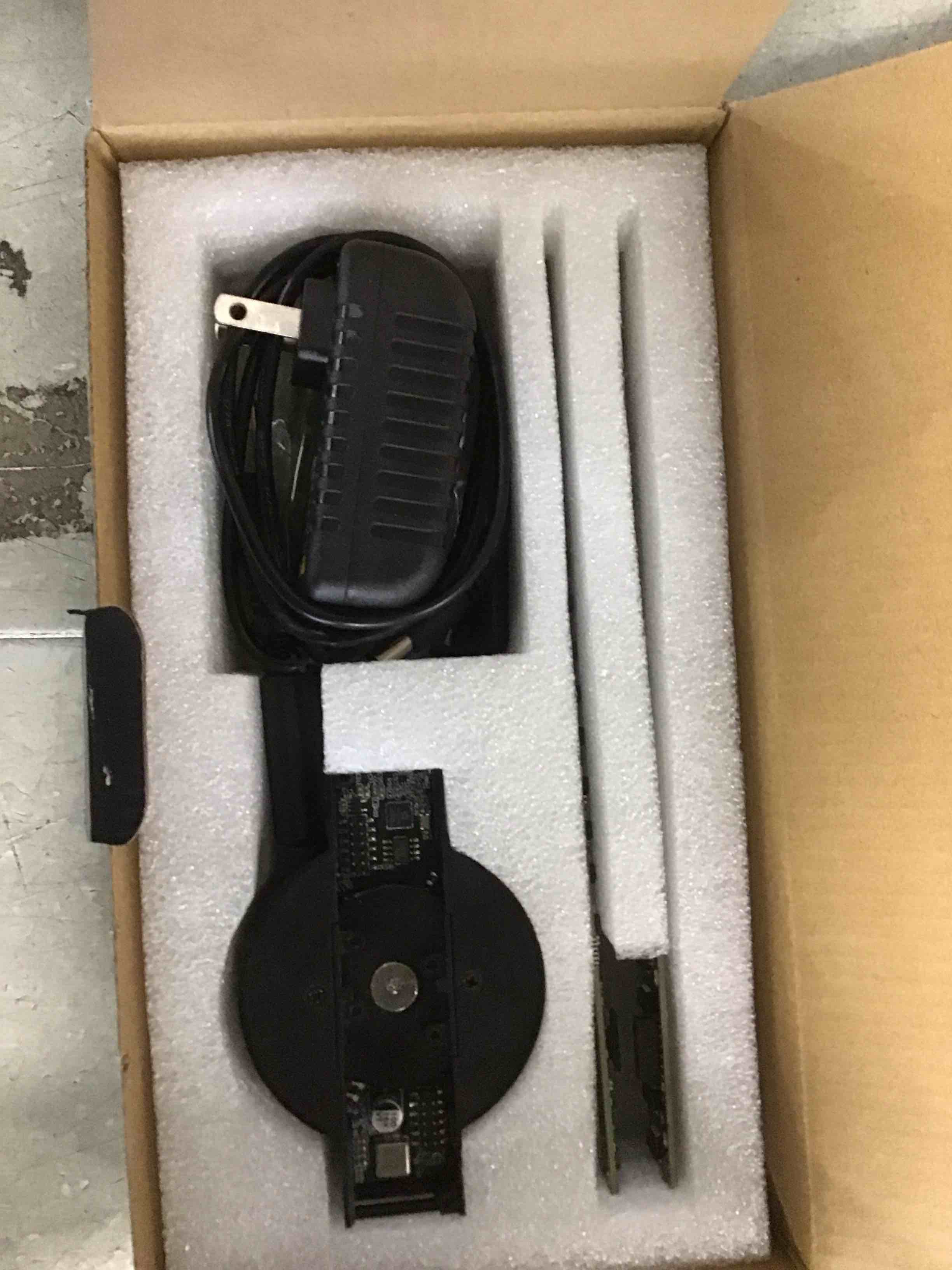 https://s3.amazonaws.com/lotting-images-prod/bidfta/GRA1701313_1738599667109.jpeg