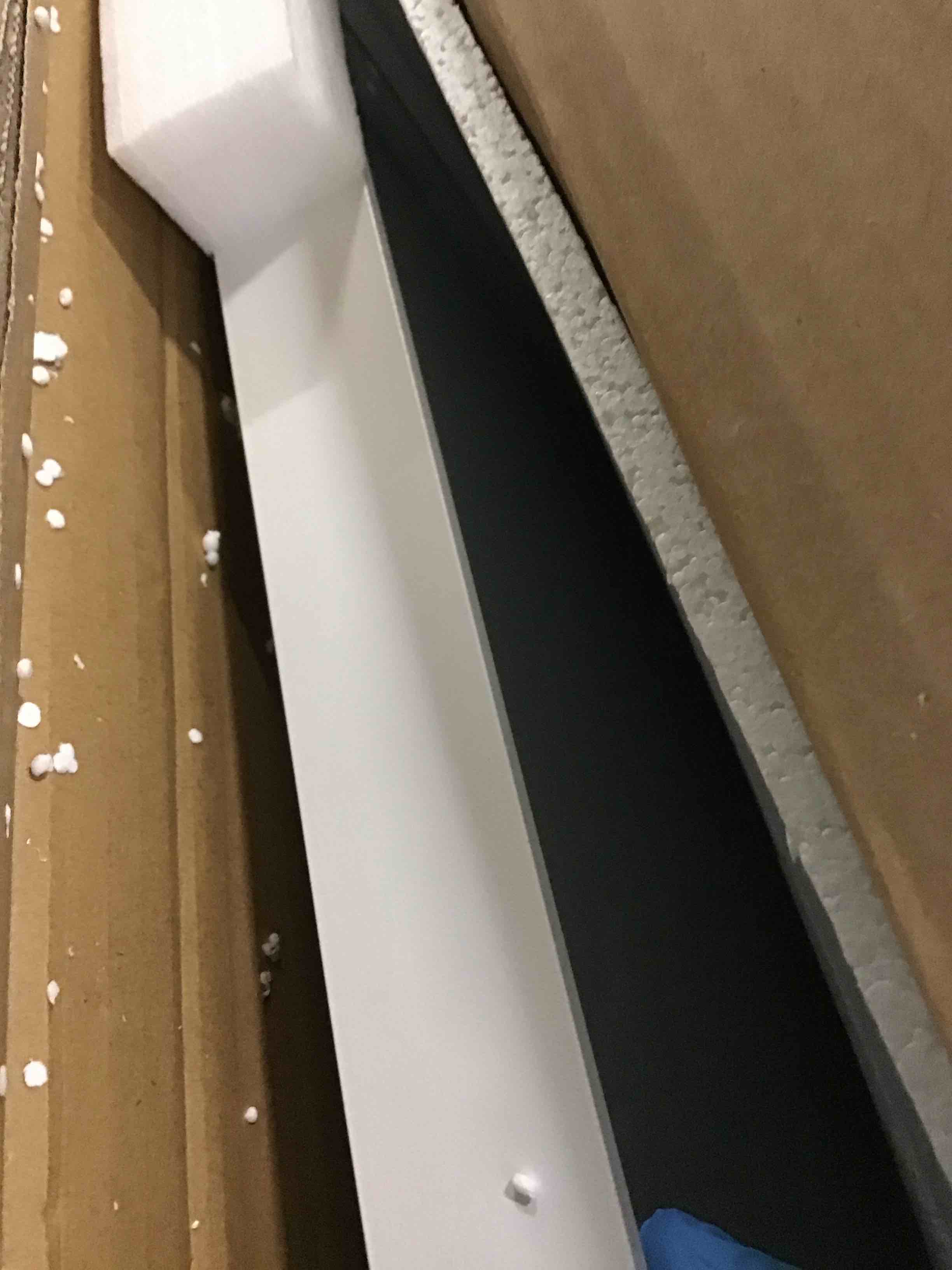 https://s3.amazonaws.com/lotting-images-prod/bidfta/GRA1701803_1738771072147.jpeg