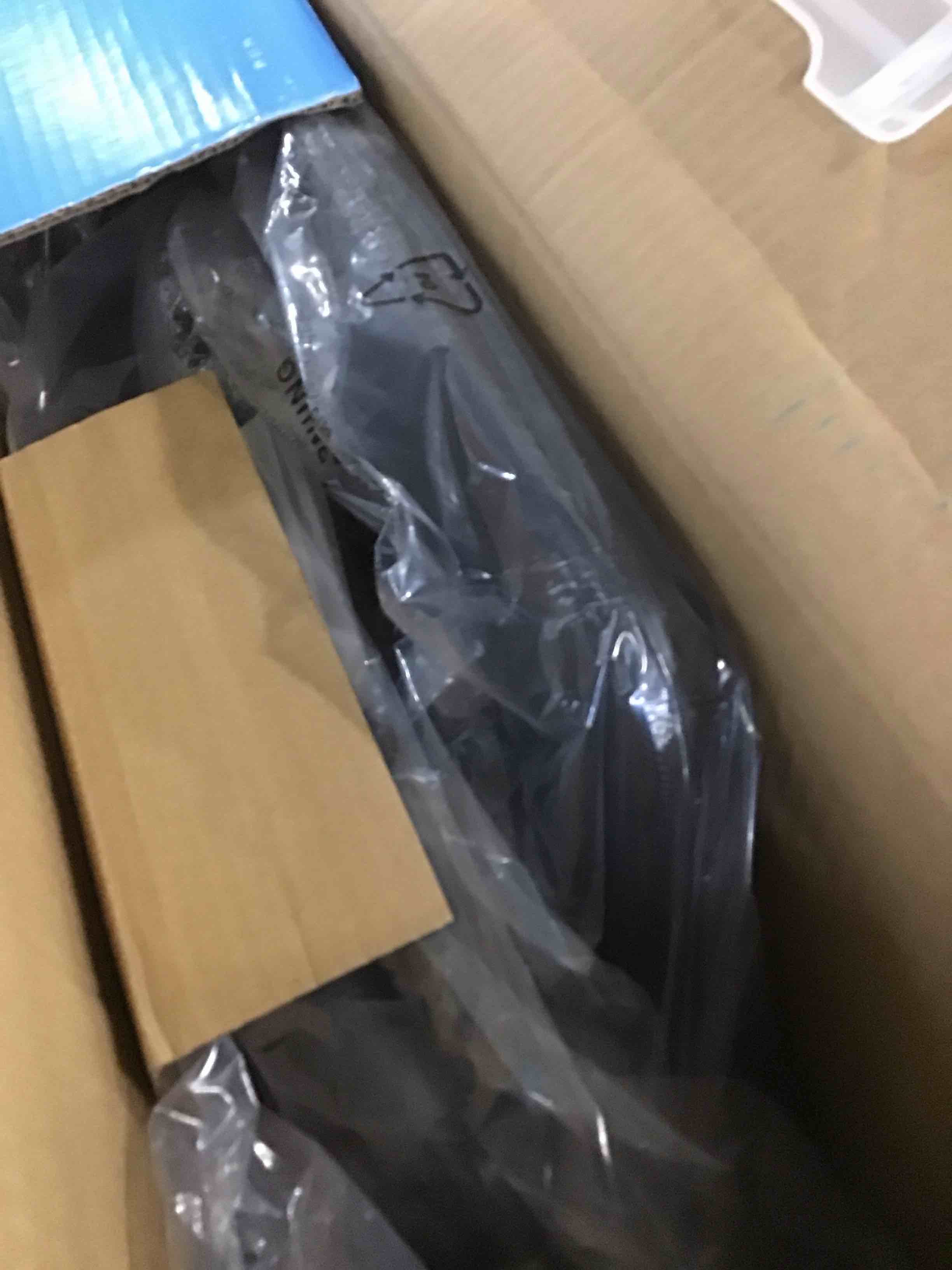 https://s3.amazonaws.com/lotting-images-prod/bidfta/GRA1701889_1738777173982.jpeg