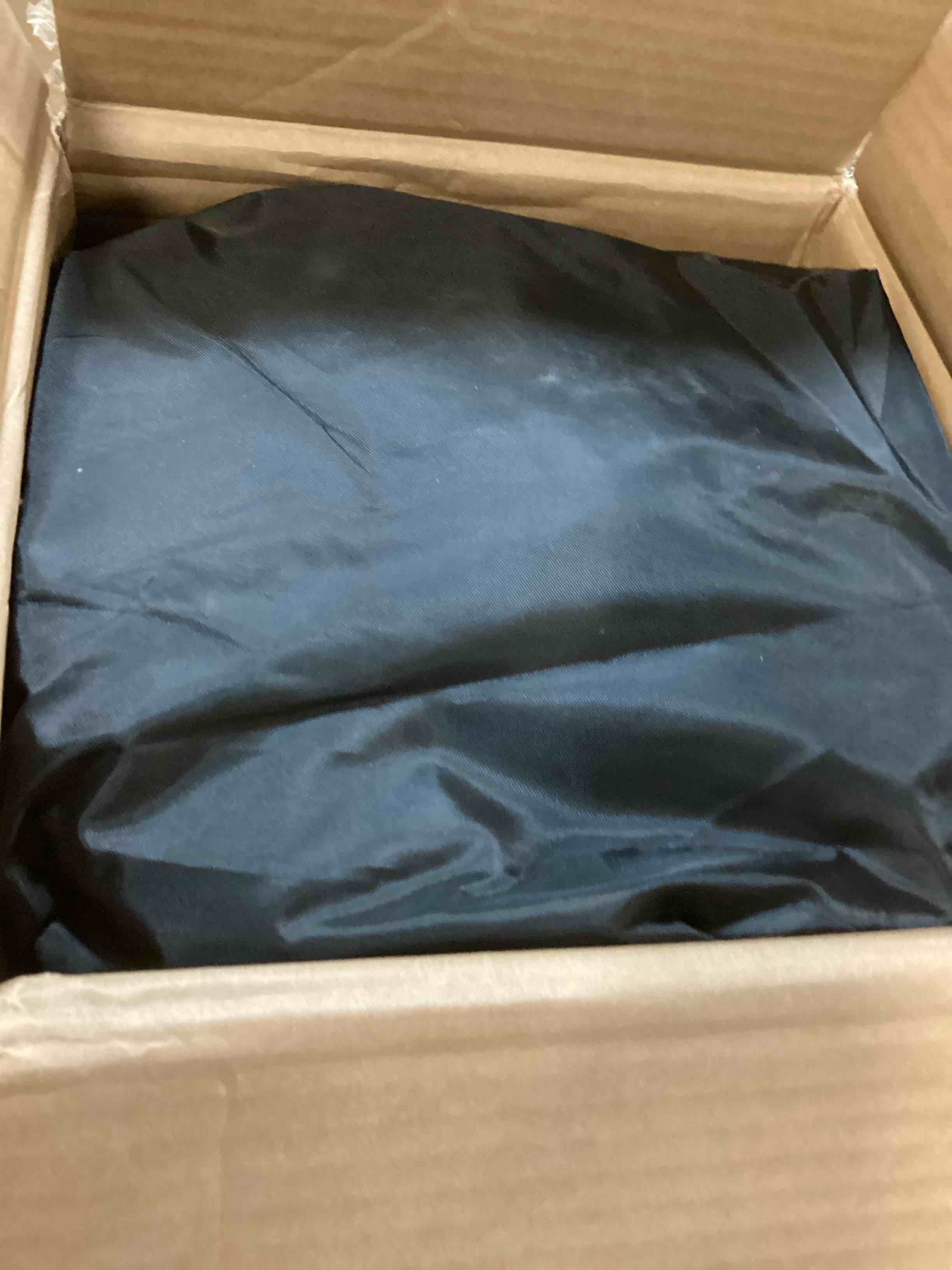 https://s3.amazonaws.com/lotting-images-prod/bidfta/GRA1702325_1736542935310.jpeg