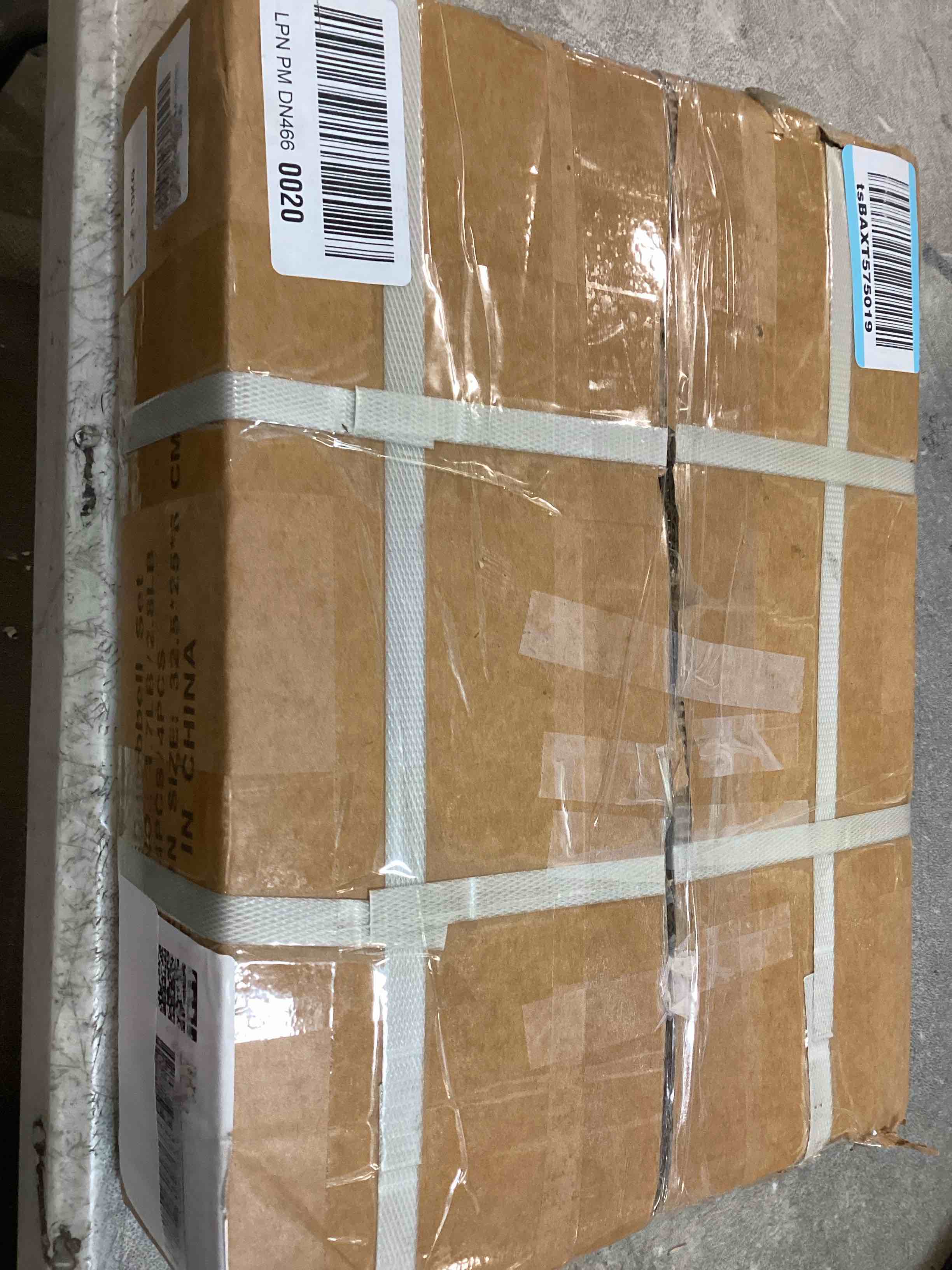 https://s3.amazonaws.com/lotting-images-prod/bidfta/GRA1702455_1736782188938.jpeg